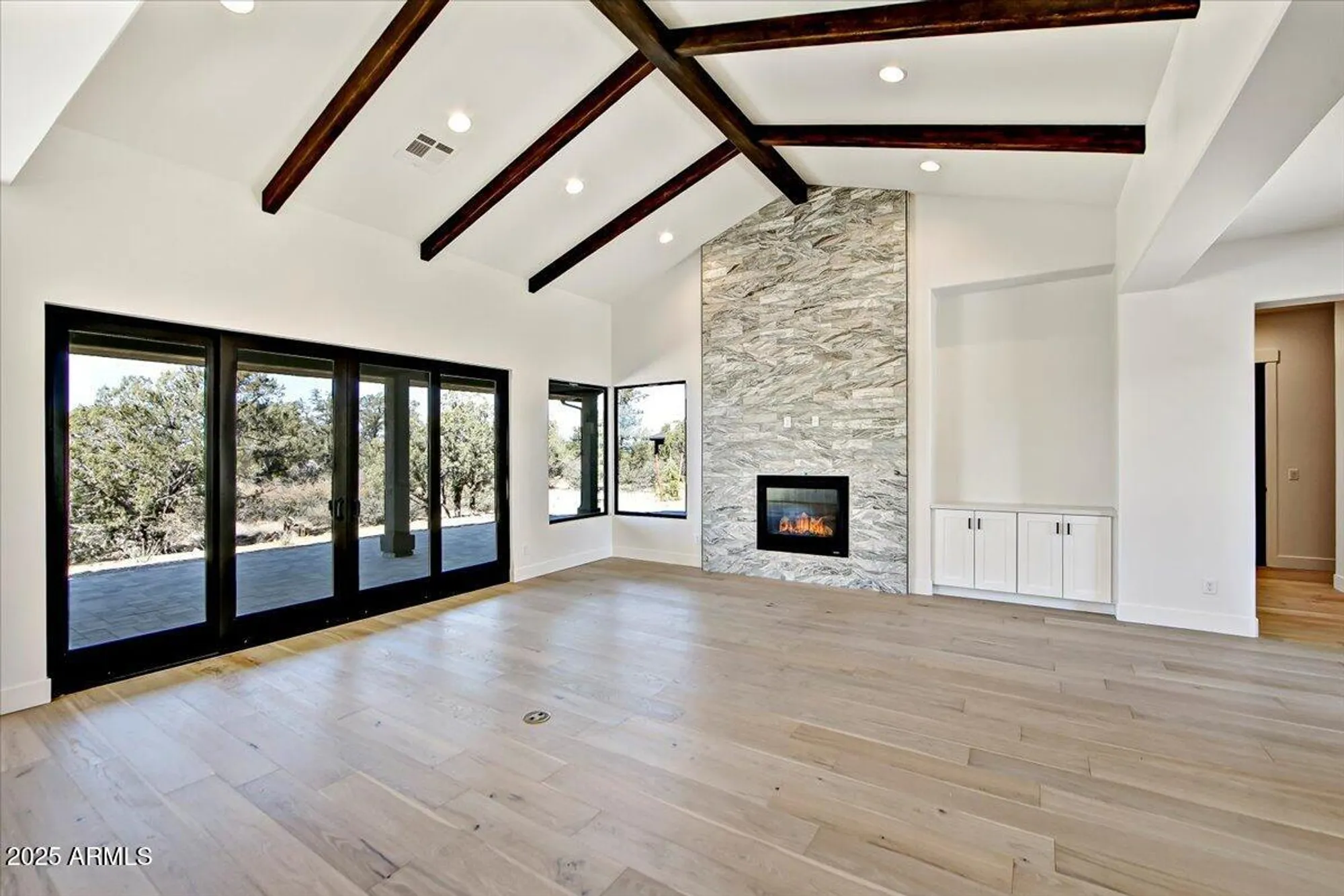 Property Slideshow image 11 of 44 | 14440 n sandia ln, Prescott, AZ, 86305