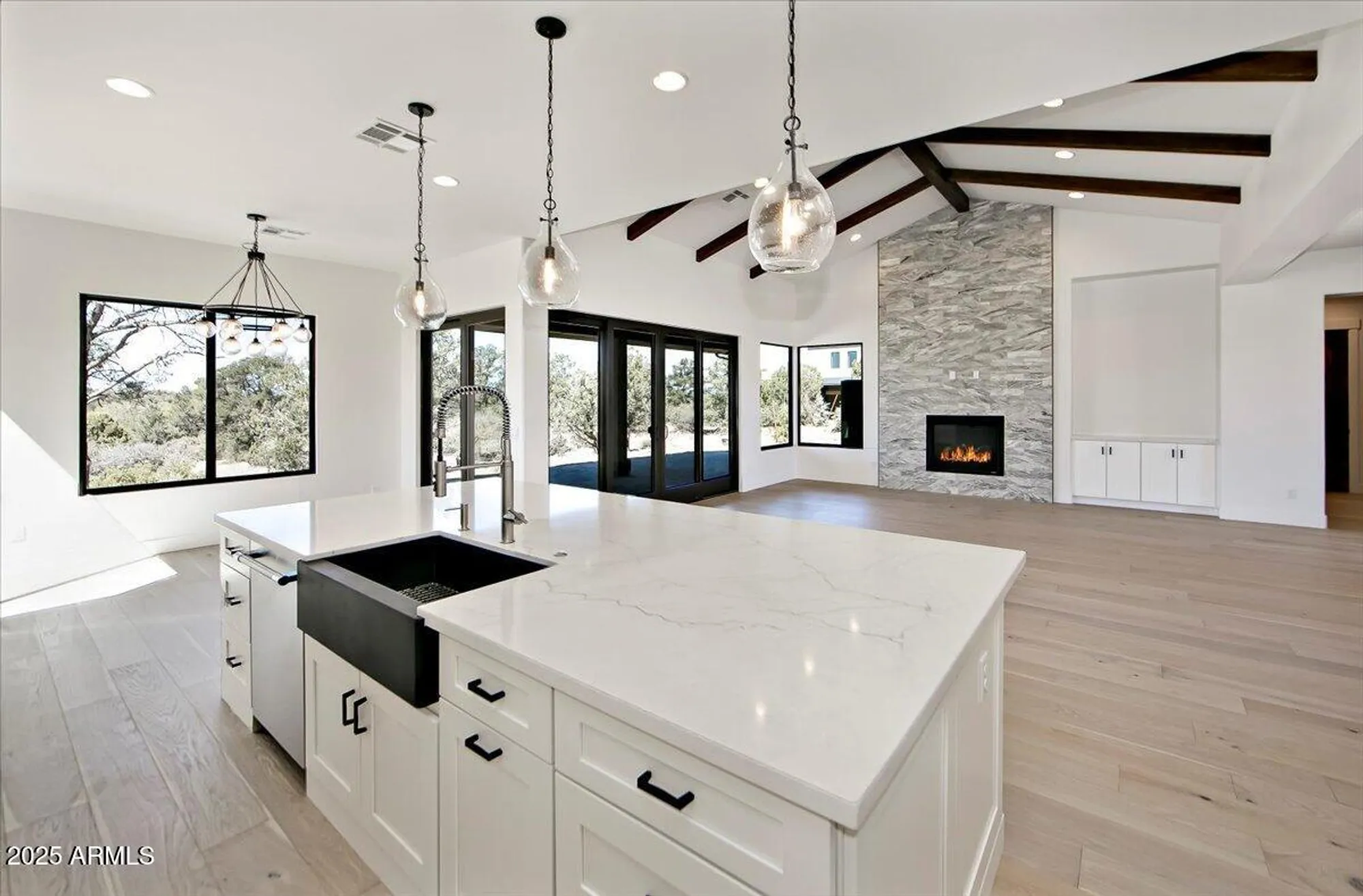 Property Slideshow image 17 of 44 | 14440 n sandia ln, Prescott, AZ, 86305