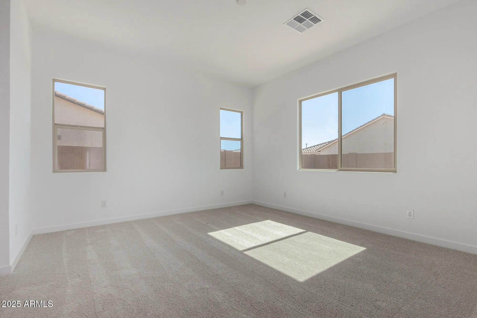 Property Slideshow image 11 of 46 | 24054 n 171st dr, Surprise, AZ, 85387