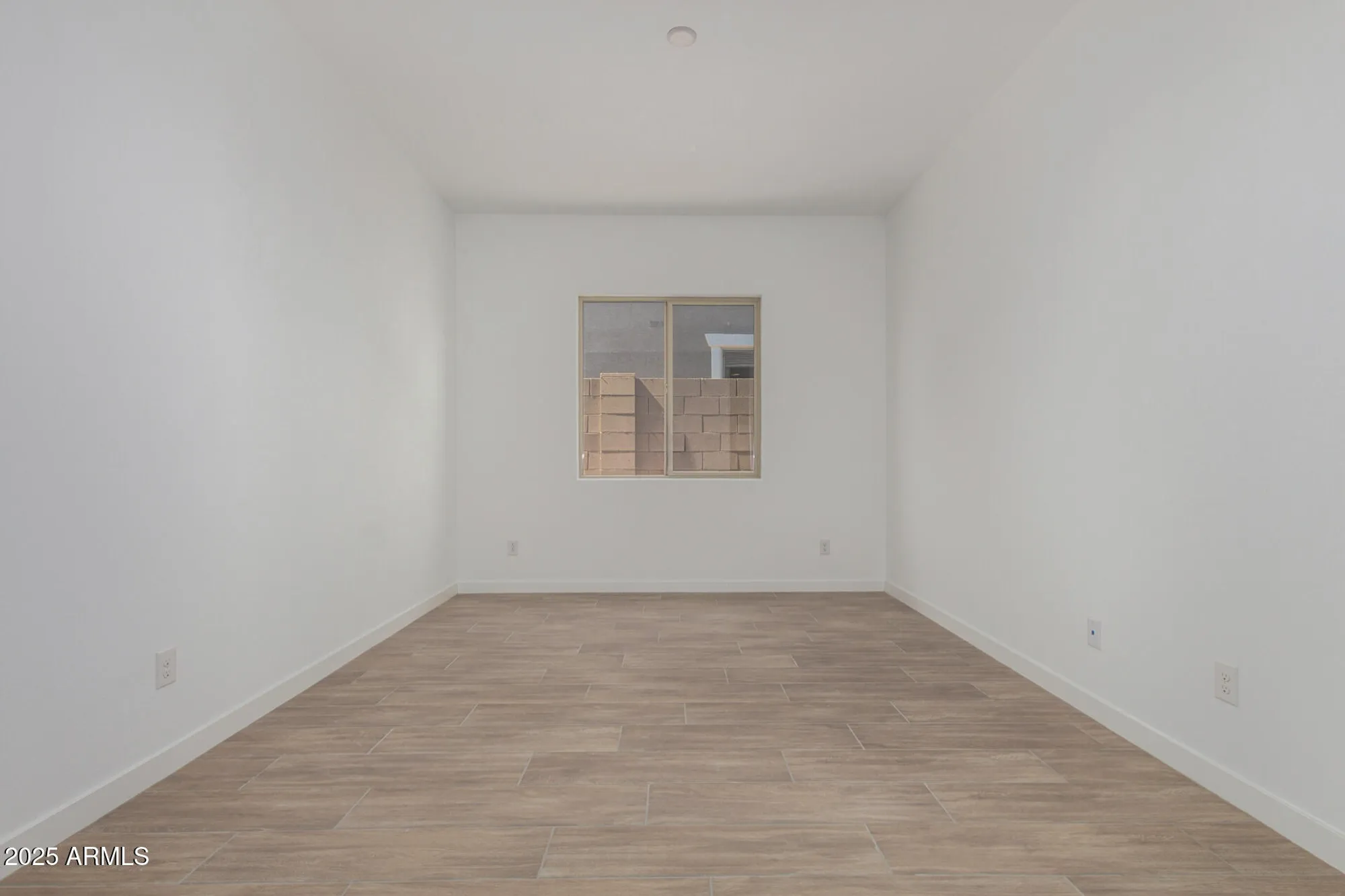 Property Slideshow image 27 of 46 | 24054 n 171st dr, Surprise, AZ, 85387