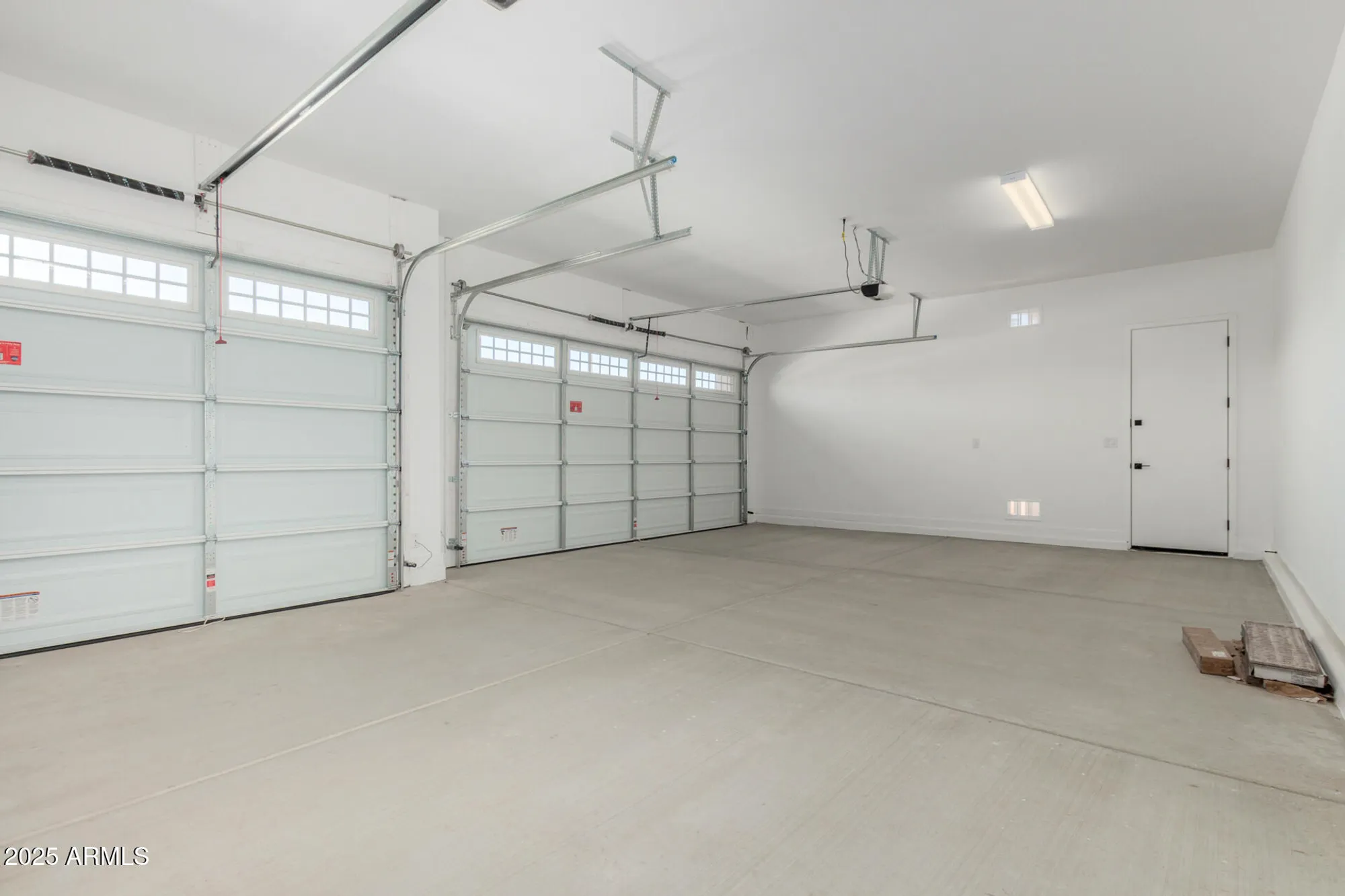 Property Slideshow image 35 of 46 | 24054 n 171st dr, Surprise, AZ, 85387