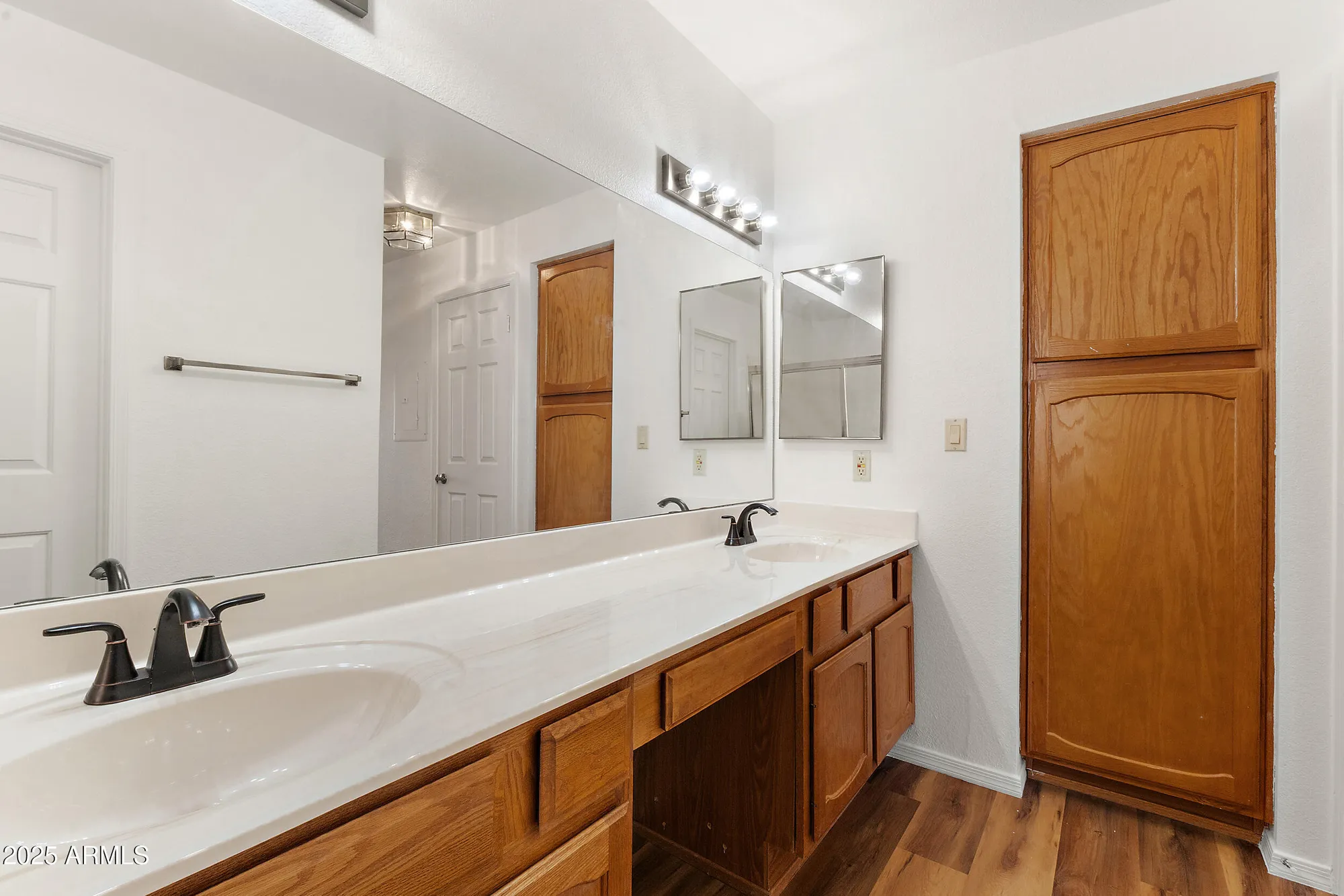 Property Slideshow image 16 of 26 | 19400 n westbrook pkwy unit 220, Peoria, AZ, 85382
