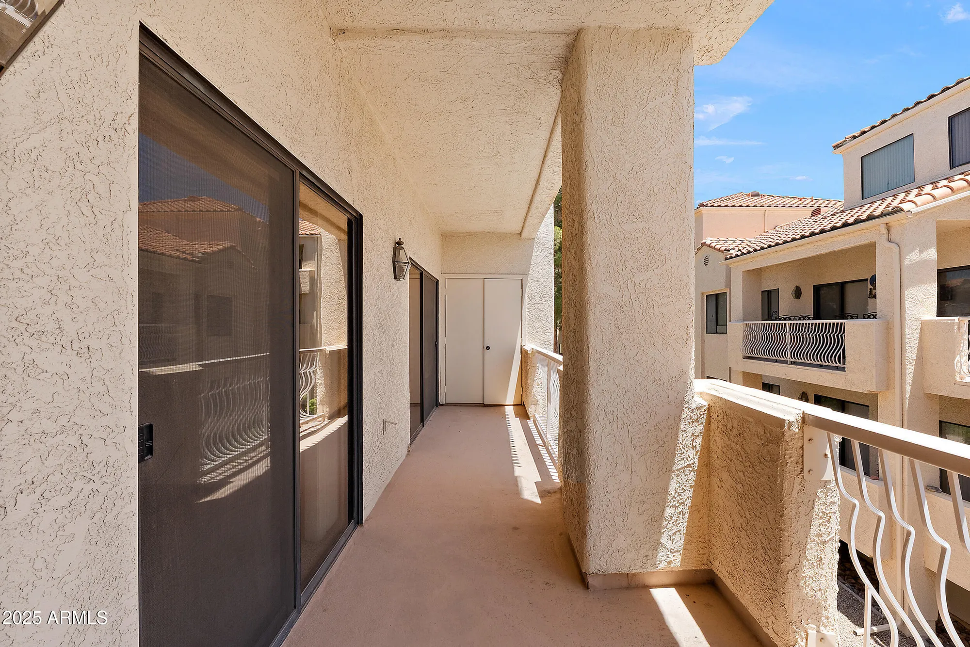 Property Slideshow image 25 of 26 | 19400 n westbrook pkwy unit 220, Peoria, AZ, 85382
