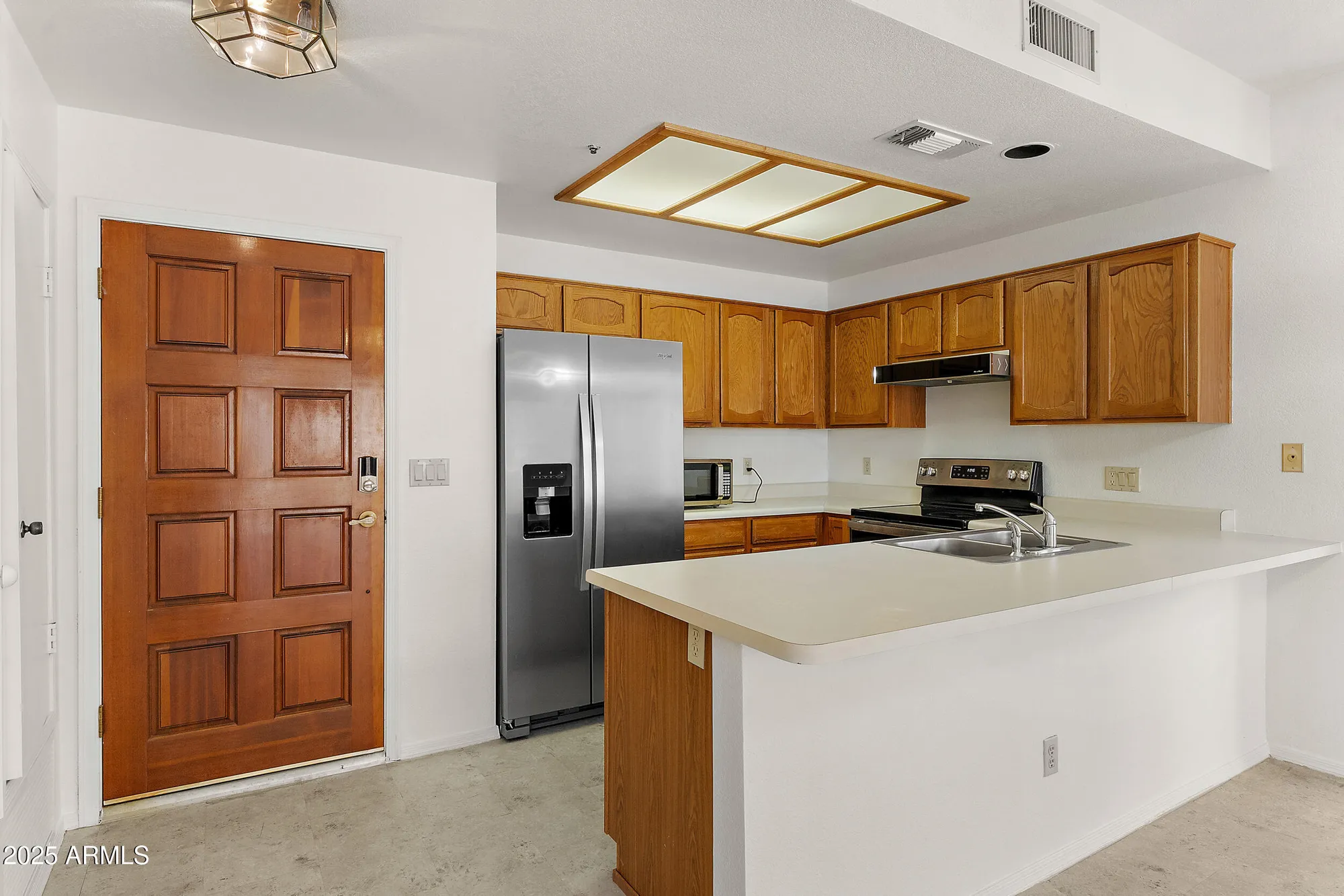Property Slideshow image 9 of 26 | 19400 n westbrook pkwy unit 220, Peoria, AZ, 85382