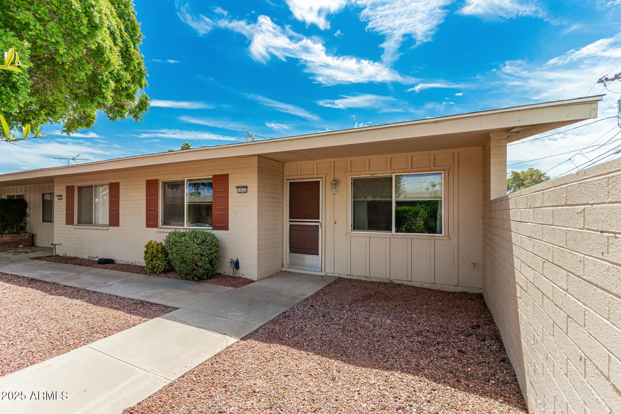 Property Slideshow image 1 of 30 | 10523 w coggins dr, Sun City, AZ, 85351