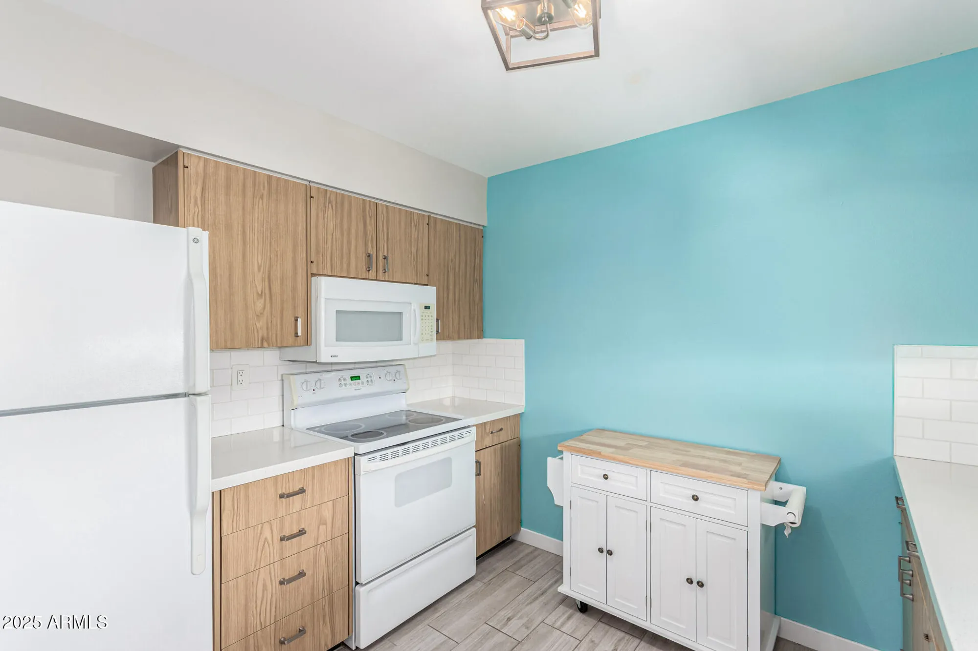 Property Slideshow image 13 of 30 | 10523 w coggins dr, Sun City, AZ, 85351