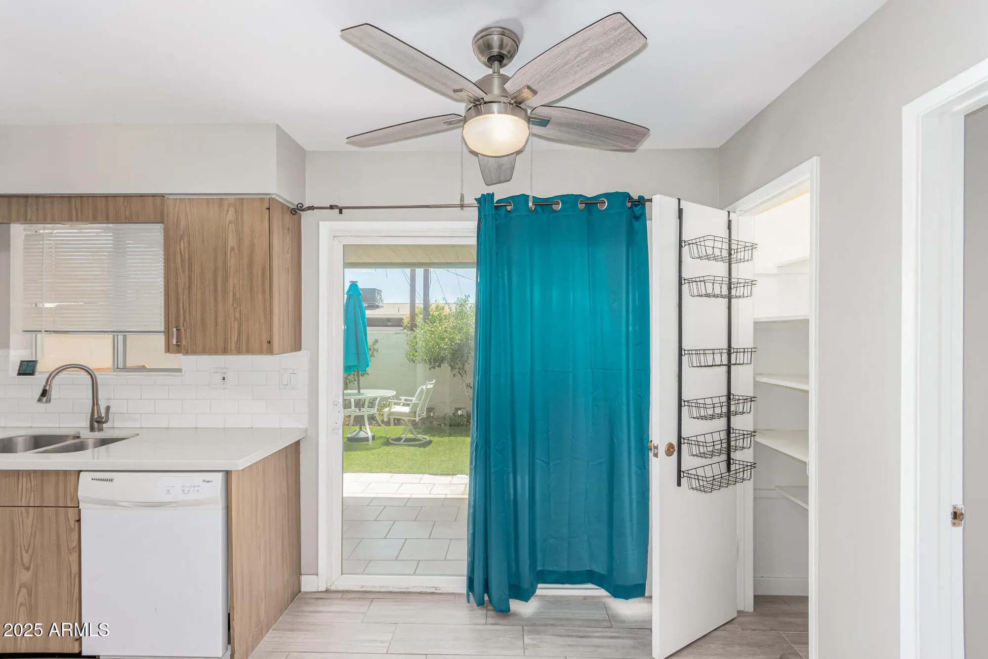 Property Slideshow image 14 of 30 | 10523 w coggins dr, Sun City, AZ, 85351