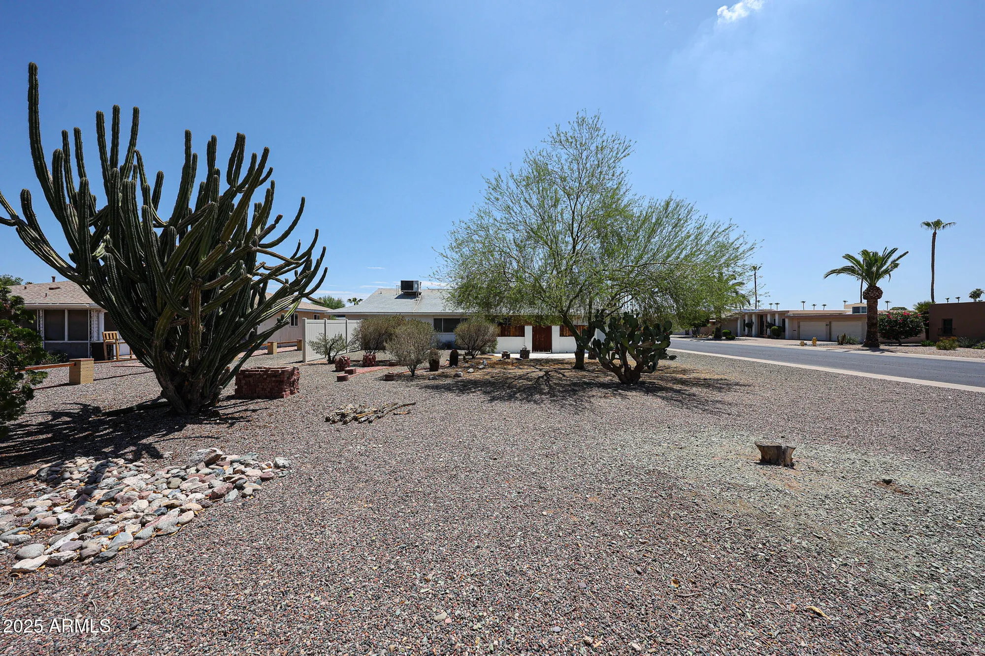 Property Slideshow image 40 of 44 | 14202 n purple sage ct, Sun City, AZ, 85351