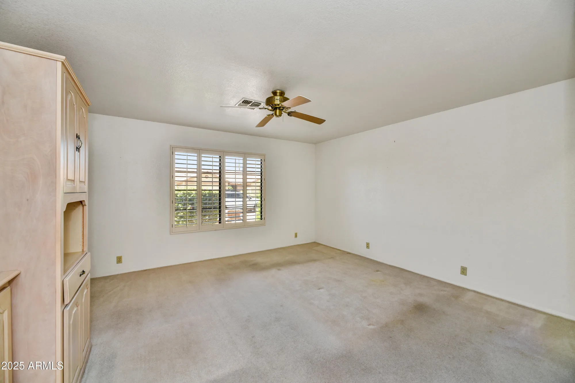 Property Slideshow image 21 of 31 | 9130 w utopia rd, Peoria, AZ, 85382