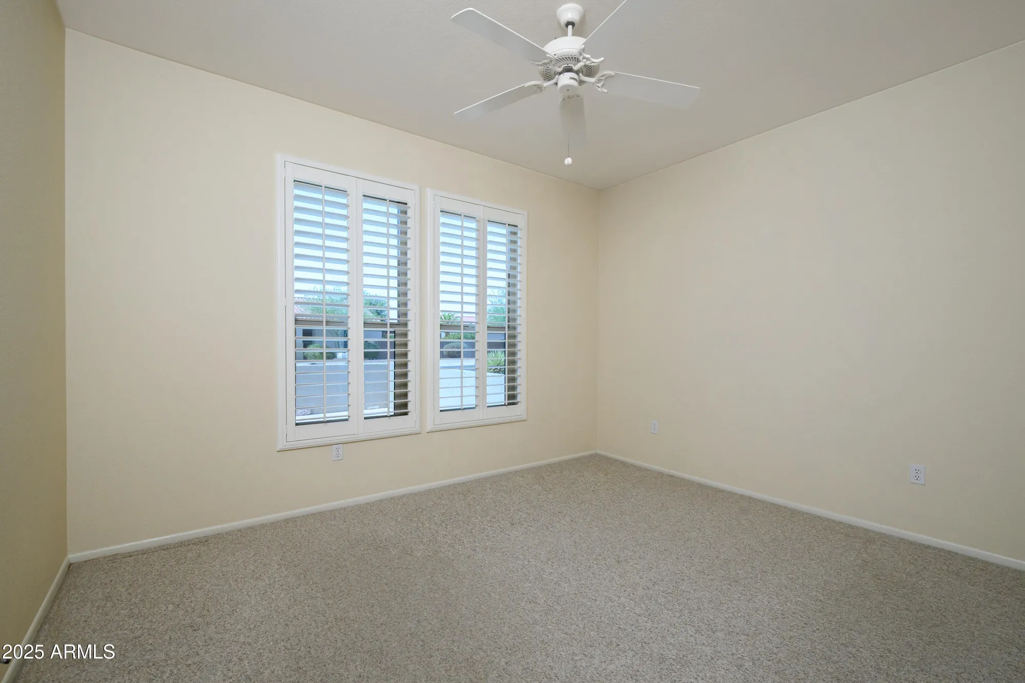 Property Slideshow image 17 of 22 | 16108 w quail creek ln, Surprise, AZ, 85374