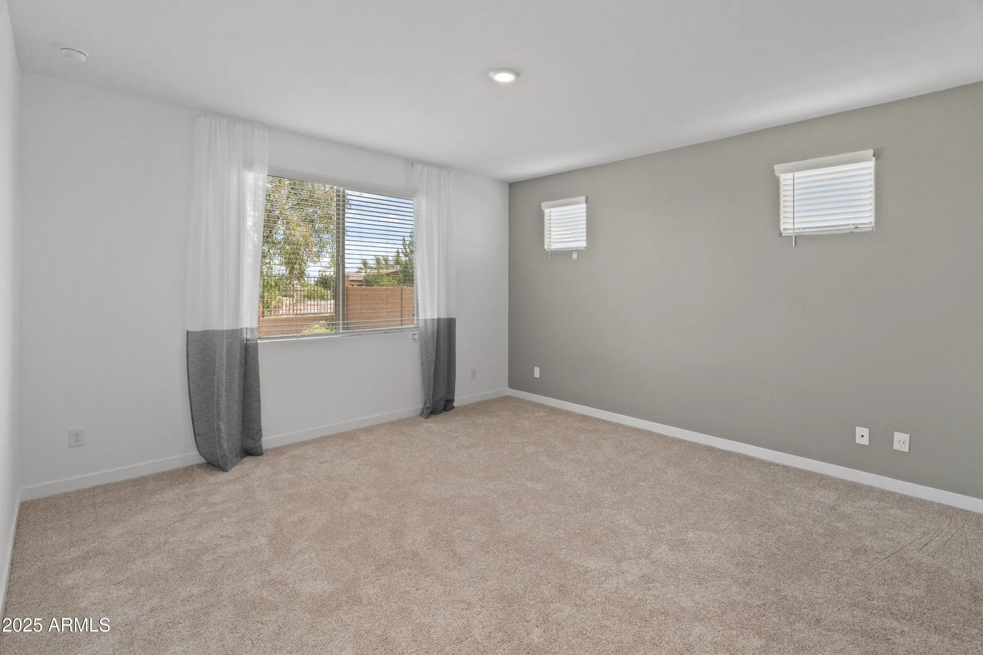 Property Slideshow image 13 of 58 | 17383 w chama dr, Surprise, AZ, 85387