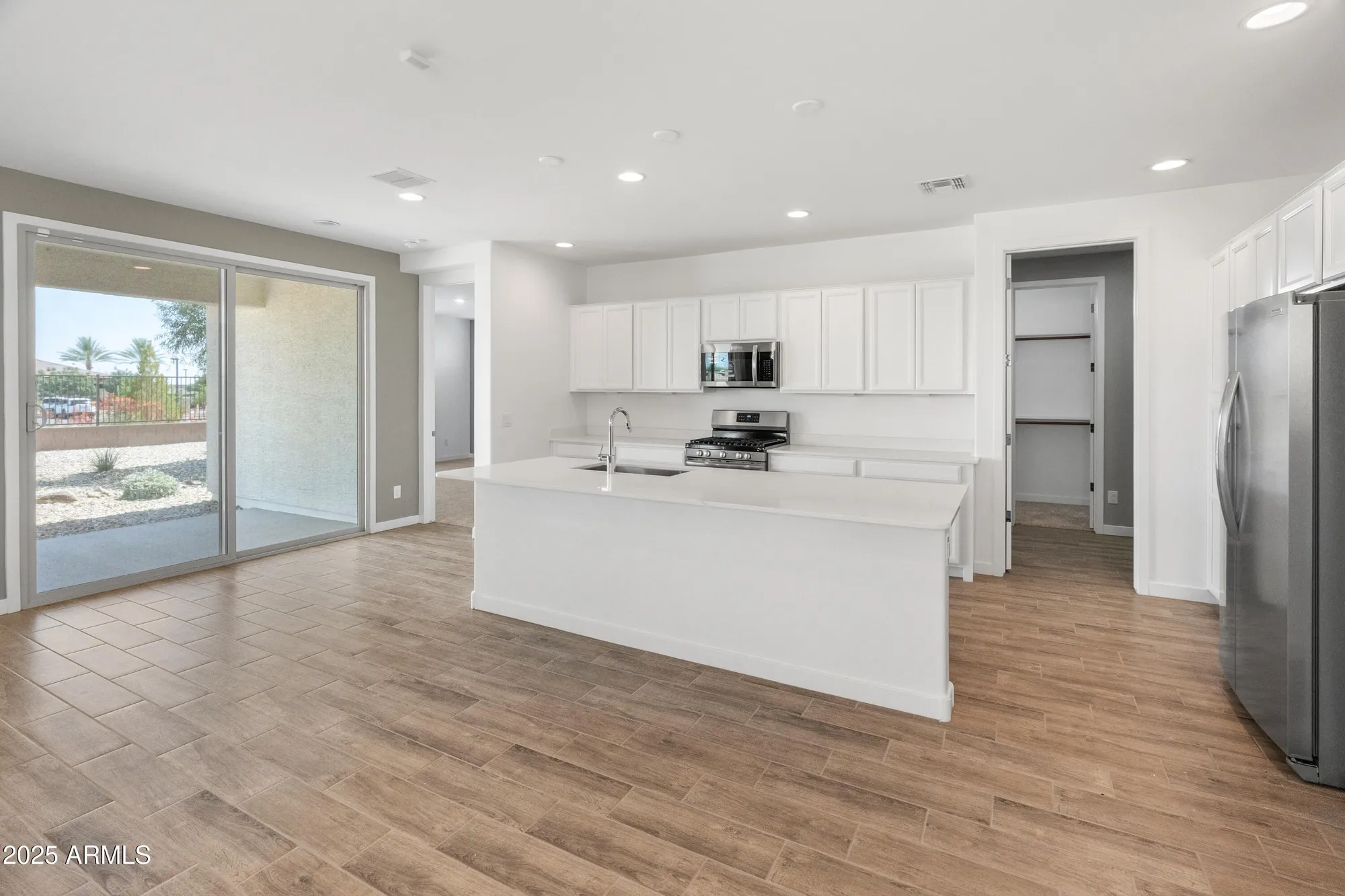 Property Slideshow image 4 of 58 | 17383 w chama dr, Surprise, AZ, 85387