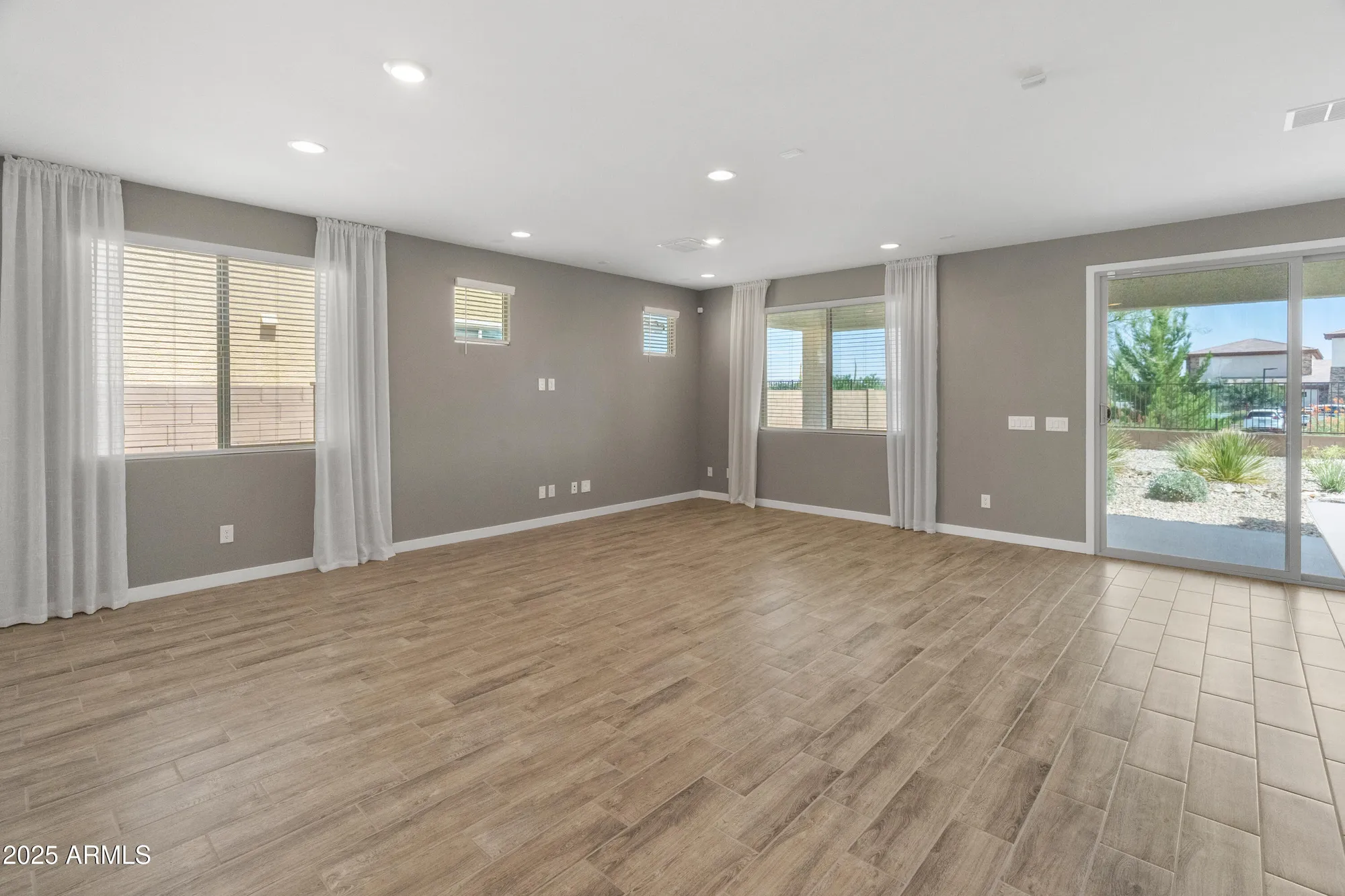 Property Slideshow image 27 of 58 | 17383 w chama dr, Surprise, AZ, 85387