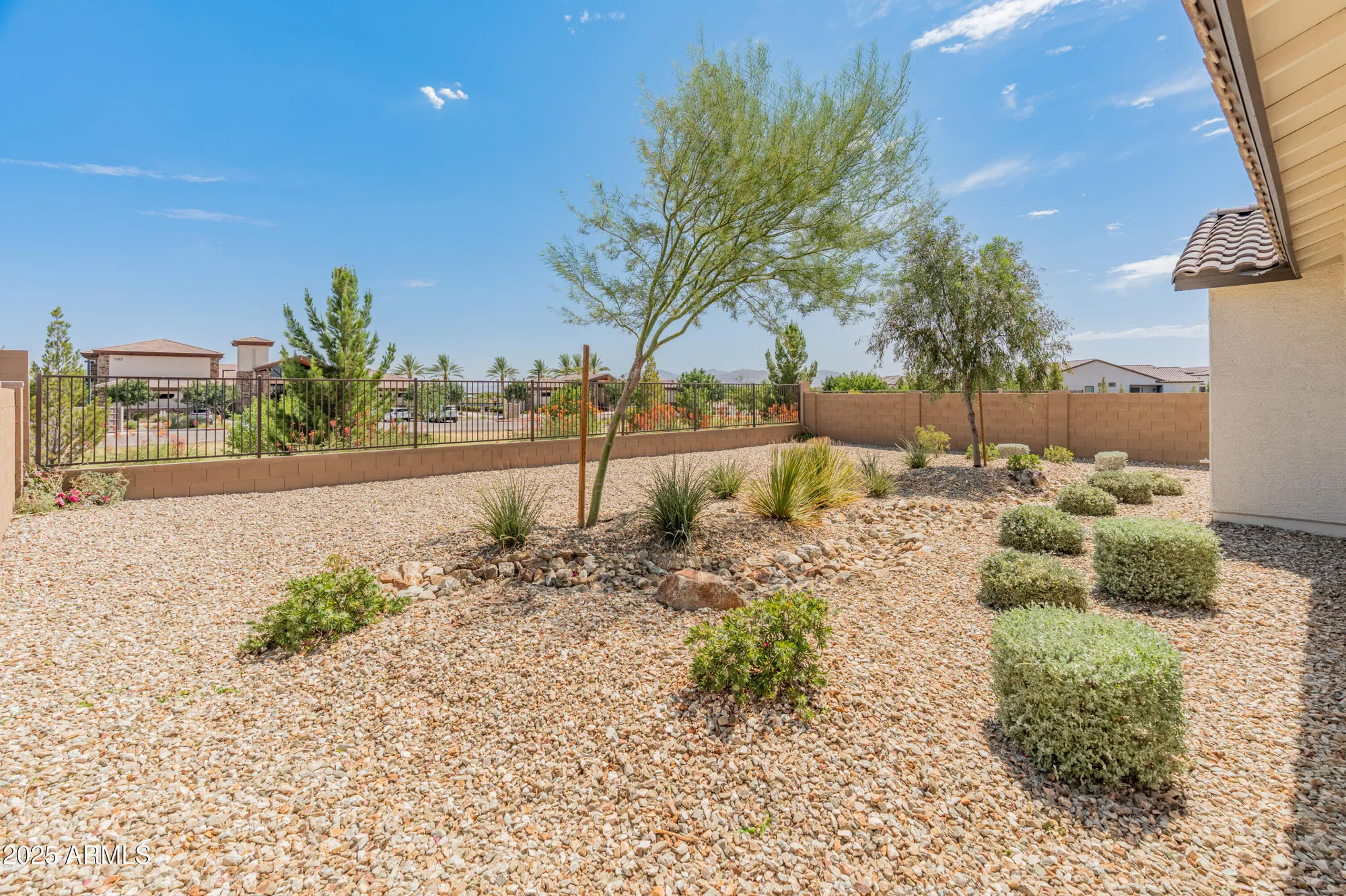 Property Slideshow image 33 of 58 | 17383 w chama dr, Surprise, AZ, 85387