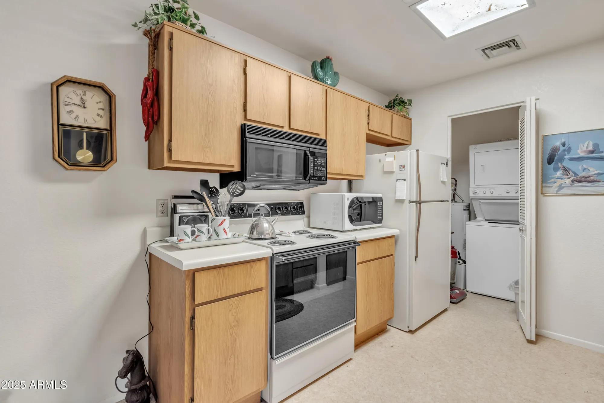 Property Slideshow image 9 of 45 | 14300 w bell rd 105, Surprise, AZ, 85374