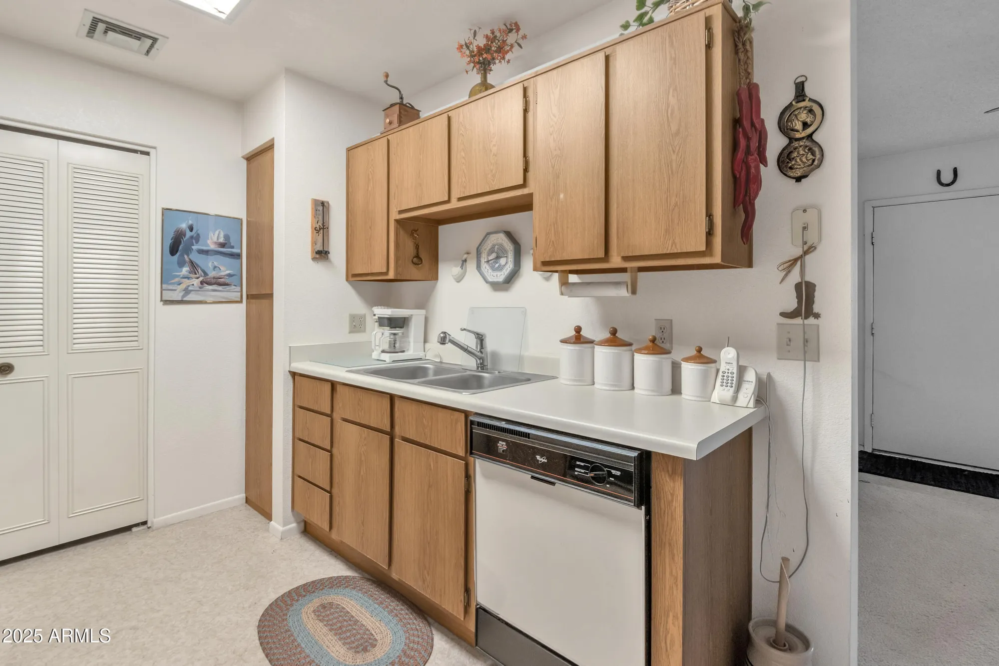 Property Slideshow image 10 of 45 | 14300 w bell rd 105, Surprise, AZ, 85374