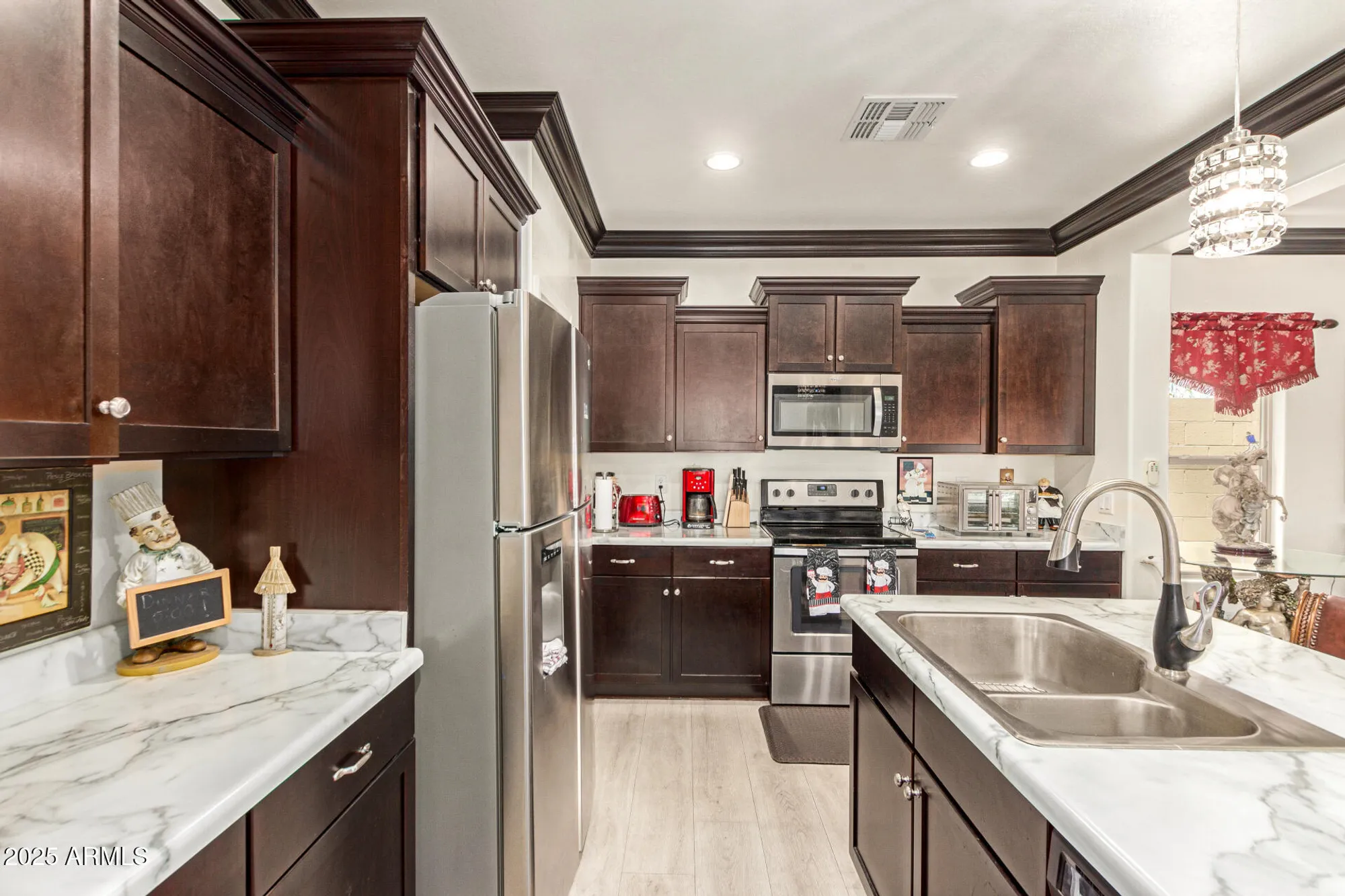 Property Slideshow image 8 of 29 | 1616 s aryelle rd, Apache Junction, AZ, 85119