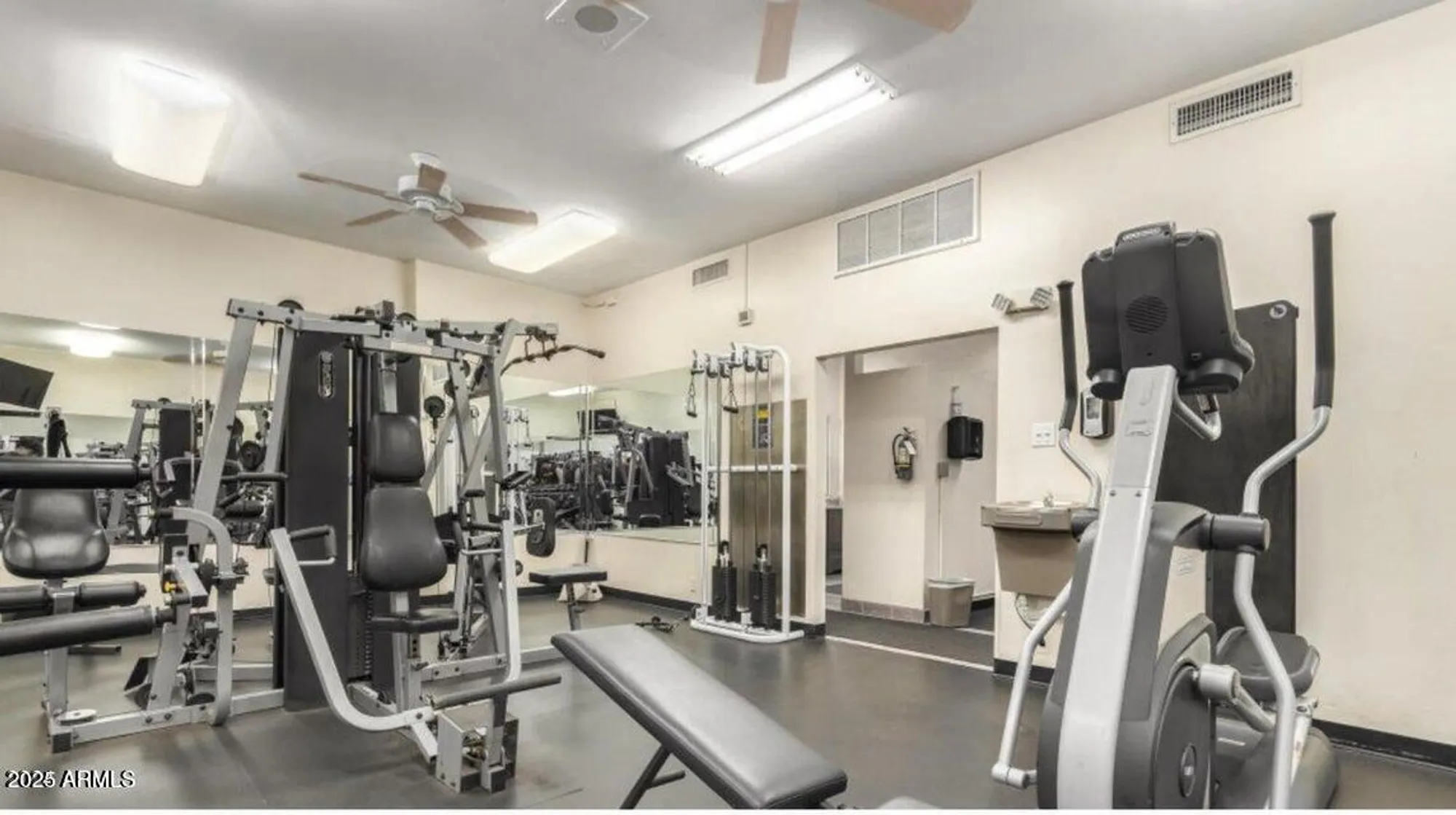 Property Slideshow image 14 of 29 | 7970 e camelback rd unit 205, Scottsdale, AZ, 85251