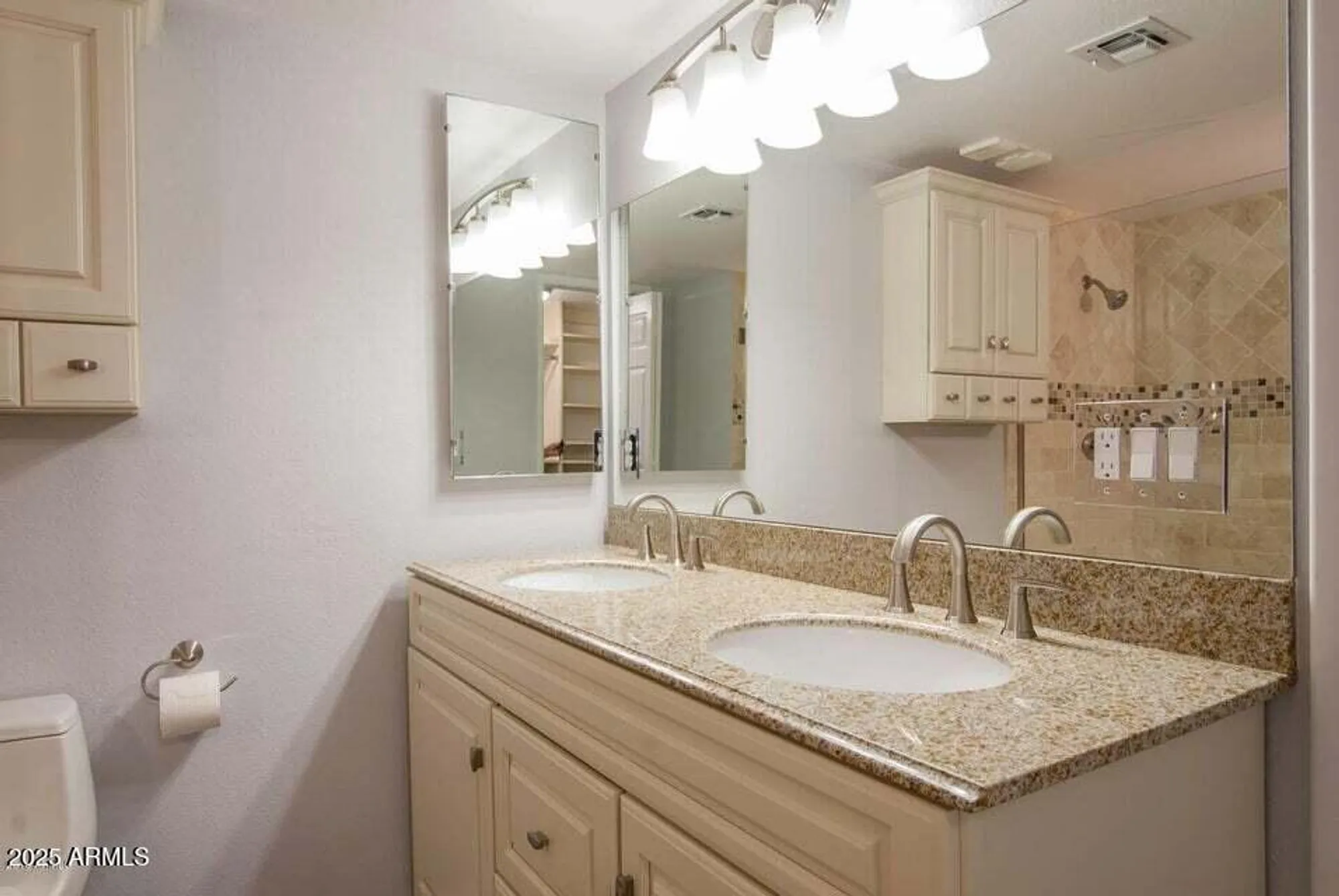 Property Slideshow image 8 of 29 | 7970 e camelback rd unit 205, Scottsdale, AZ, 85251