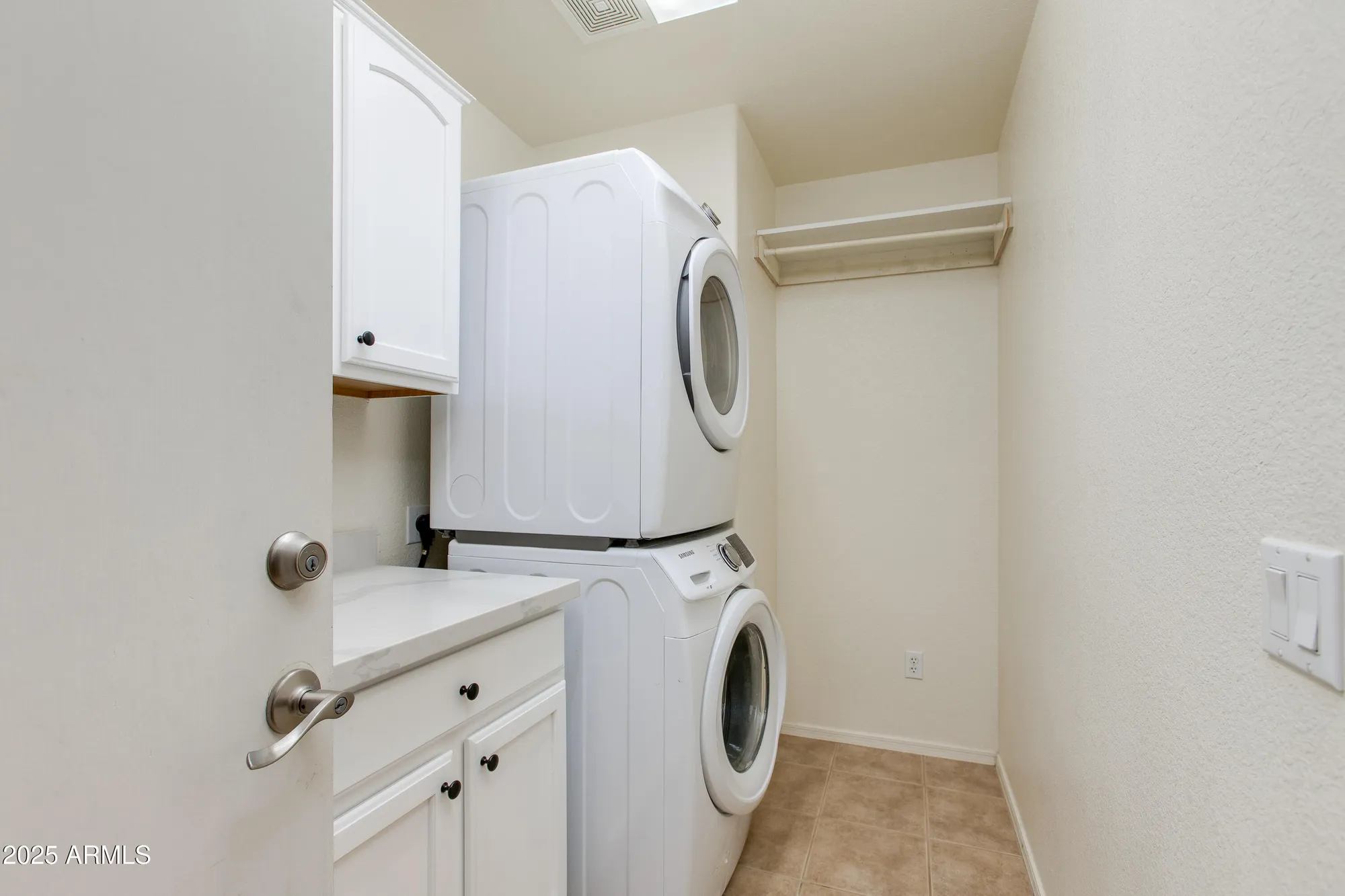 Property Slideshow image 22 of 35 | 15690 w earll dr, Goodyear, AZ, 85395