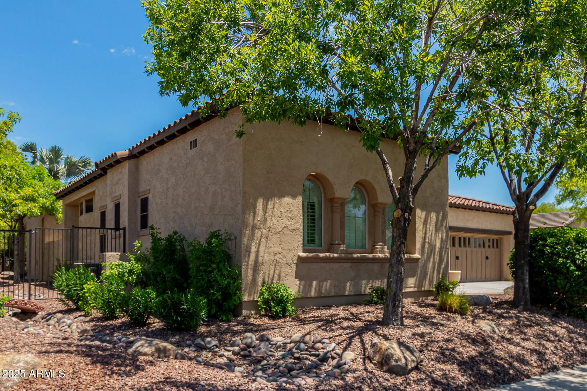 Property Slideshow image 6 of 41 | 12988 w kokopelli dr, Peoria, AZ, 85383