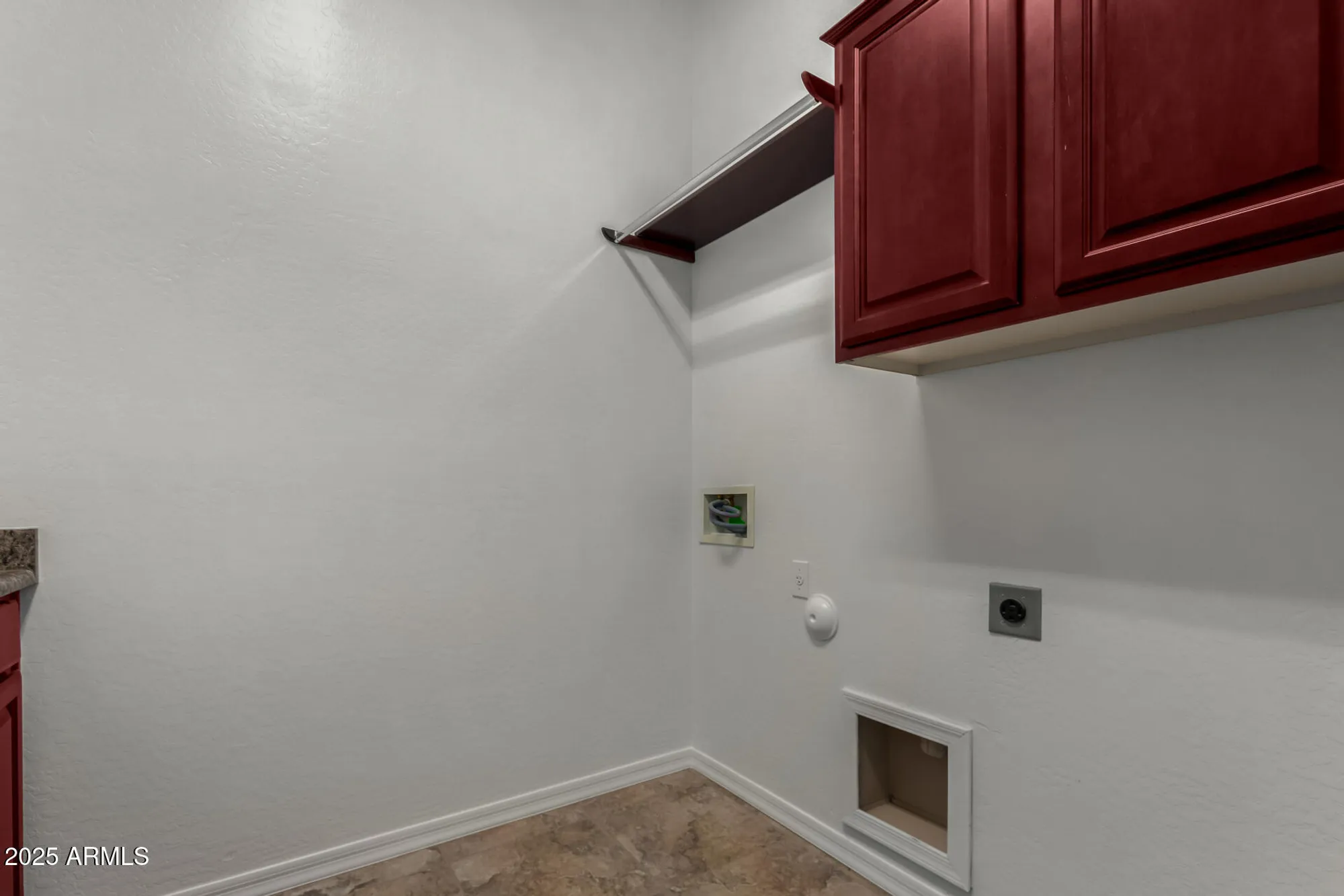 Property Slideshow image 33 of 41 | 12988 w kokopelli dr, Peoria, AZ, 85383