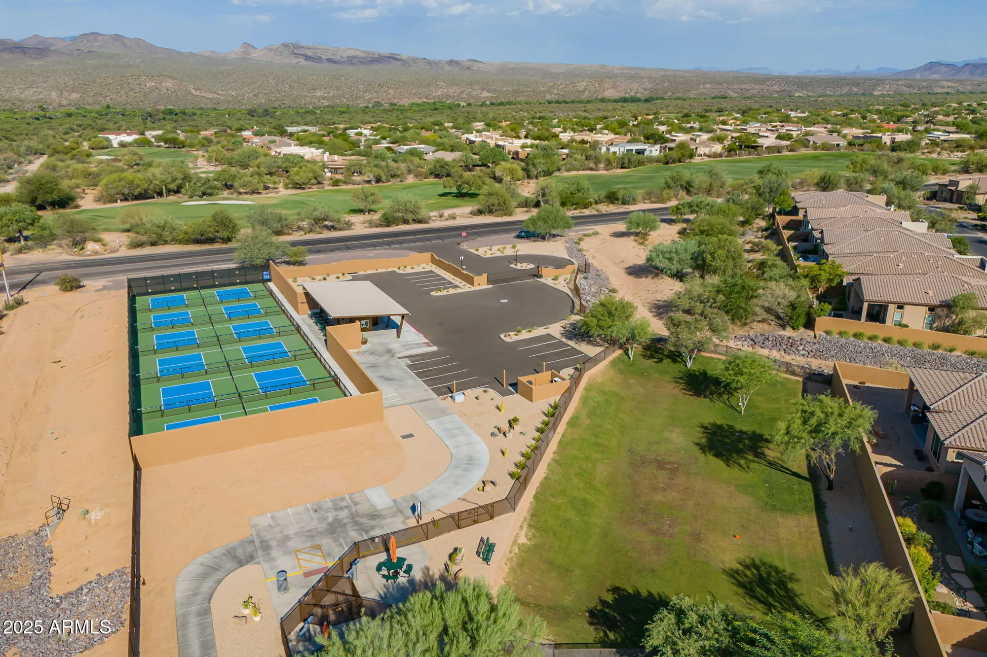 Property Slideshow image 31 of 51 | 18637 e amarado cir, Rio Verde, AZ, 85263