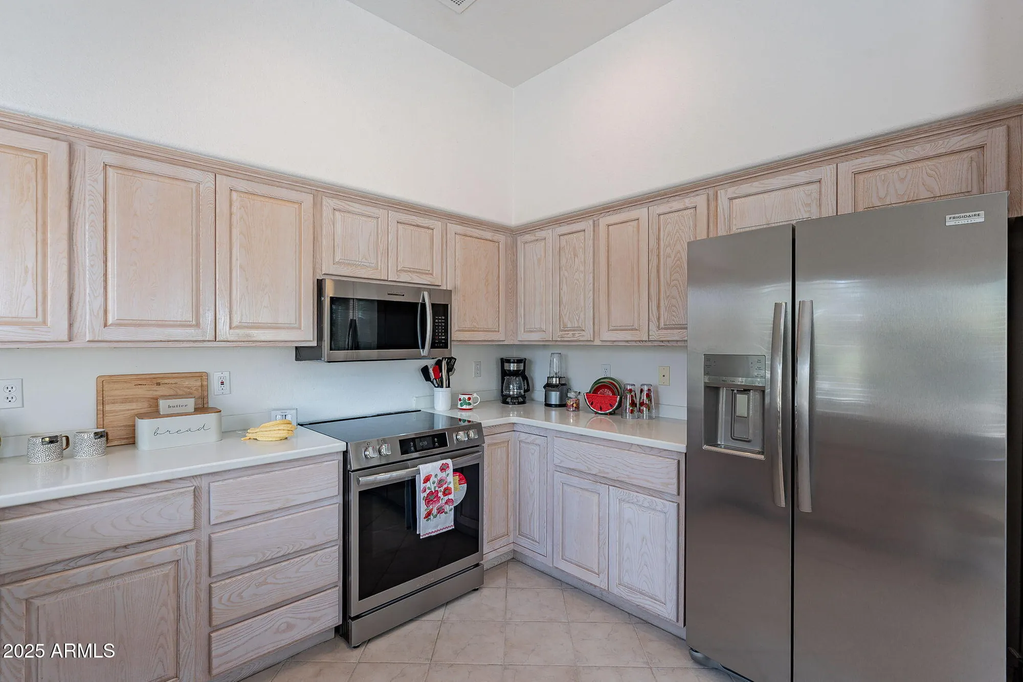 Property Slideshow image 12 of 51 | 18637 e amarado cir, Rio Verde, AZ, 85263
