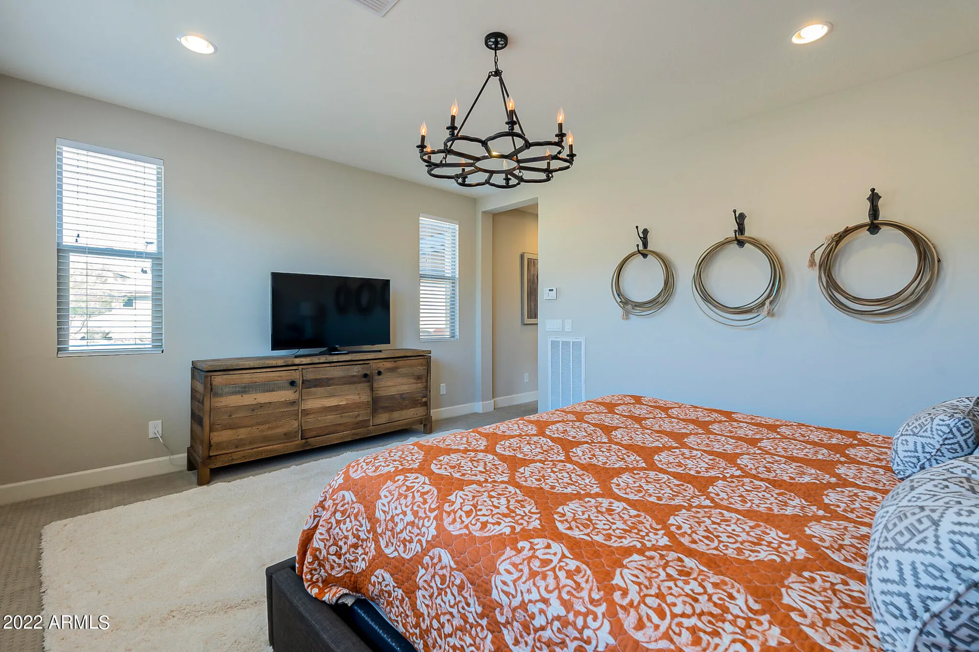 Property Slideshow image 38 of 63 | 3852 goldmine canyon way, Wickenburg, AZ, 85390