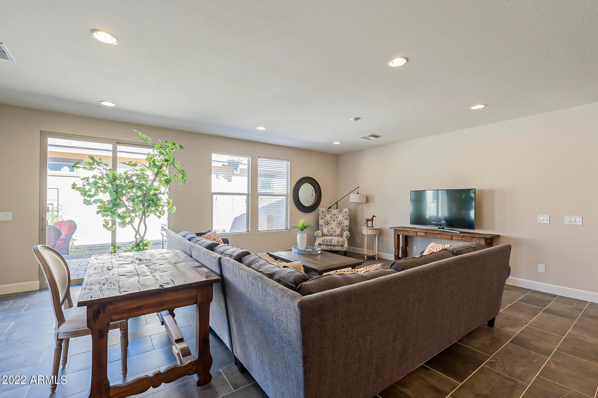 Property Slideshow image 6 of 63 | 3852 goldmine canyon way, Wickenburg, AZ, 85390