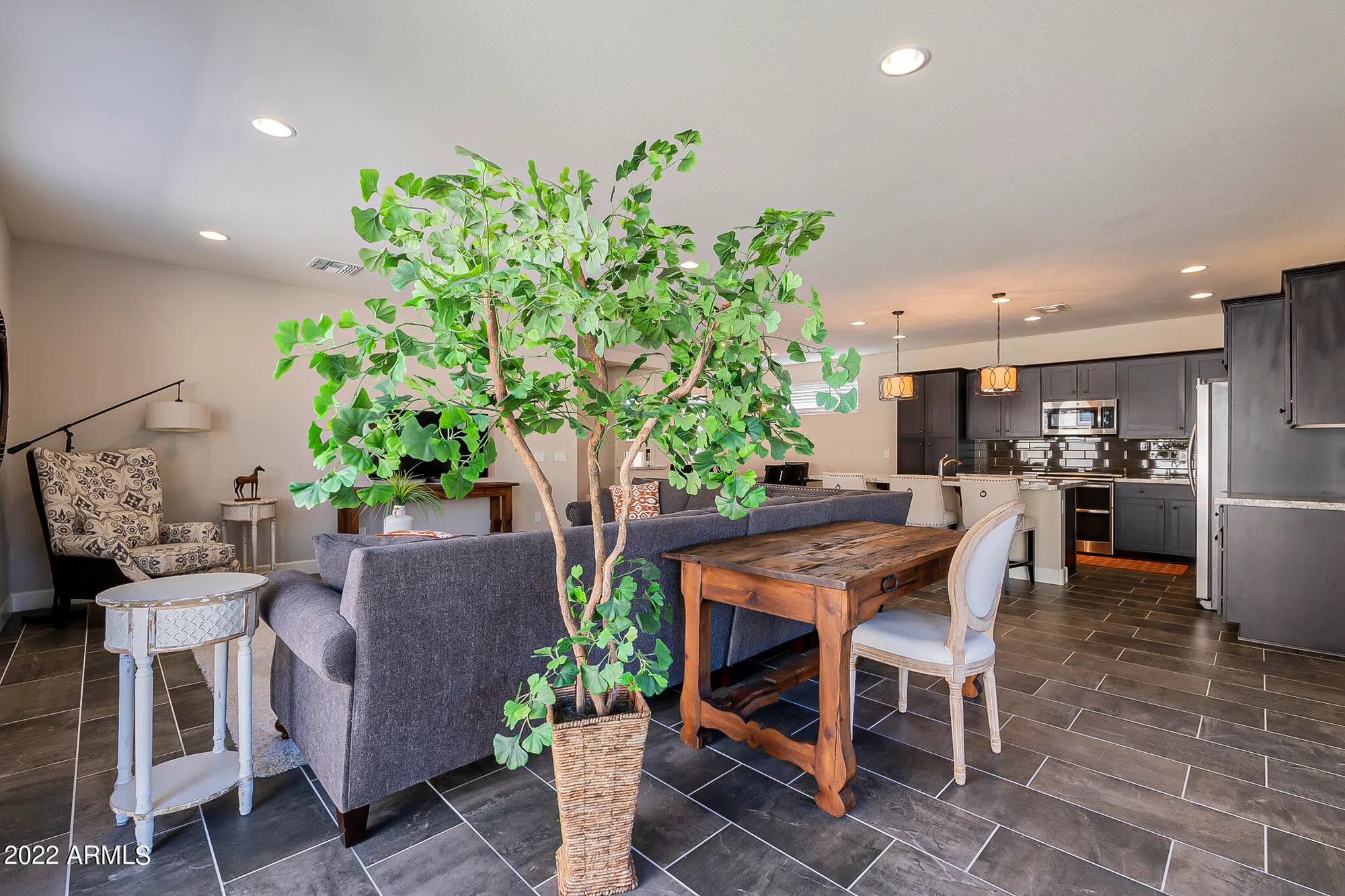 Property Slideshow image 15 of 63 | 3852 goldmine canyon way, Wickenburg, AZ, 85390