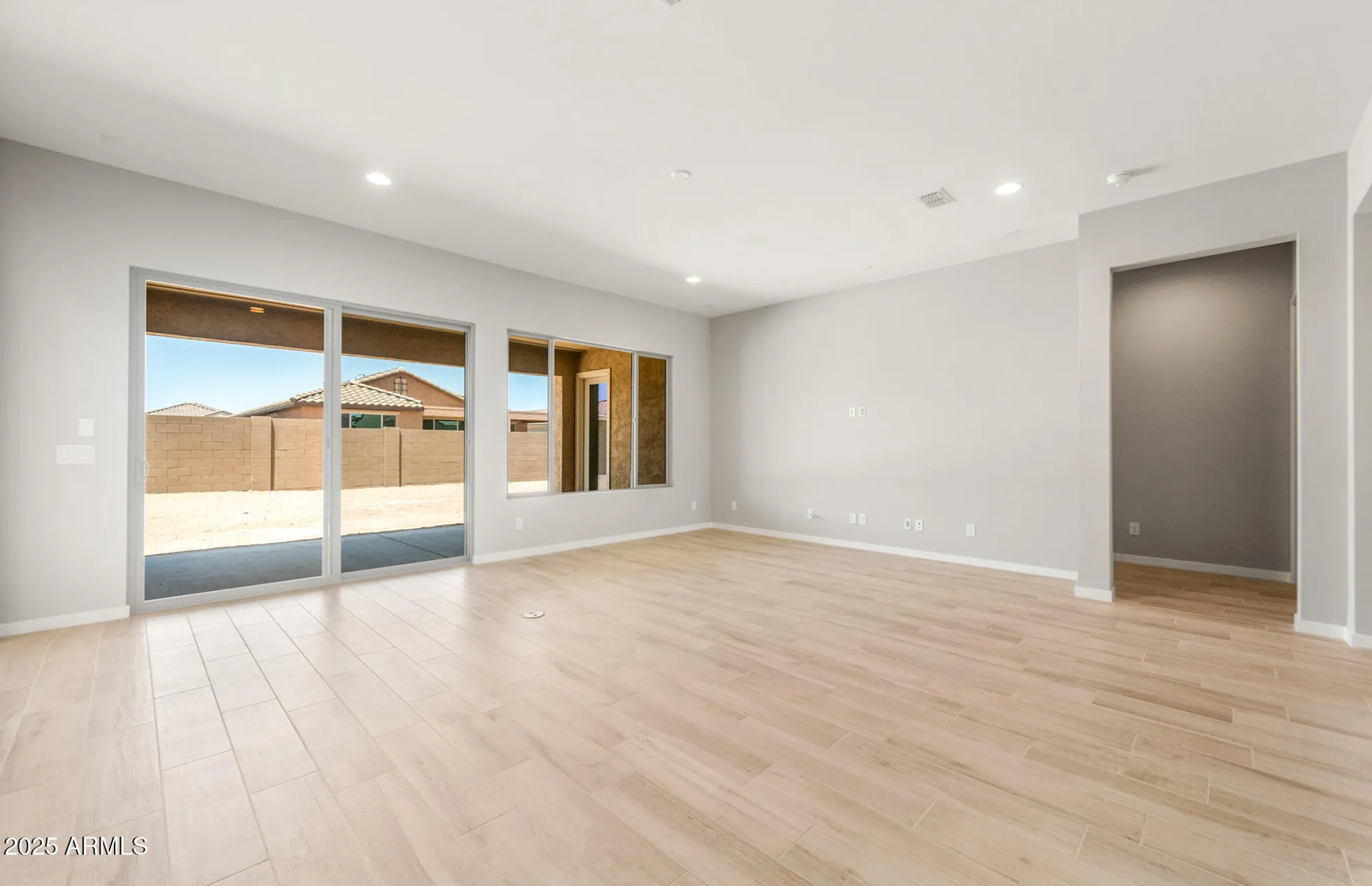 Property Slideshow image 7 of 38 | 7854 w mockingbird way, Florence, AZ, 85132