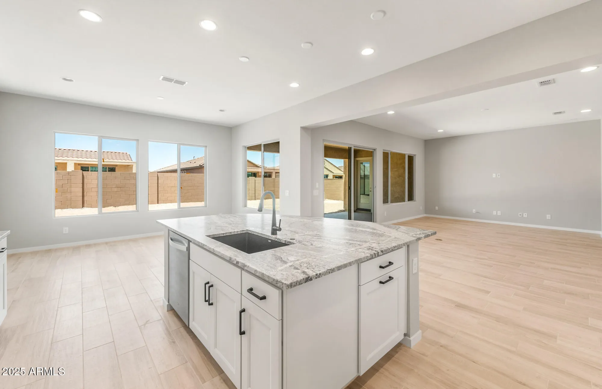 Property Slideshow image 14 of 38 | 7854 w mockingbird way, Florence, AZ, 85132