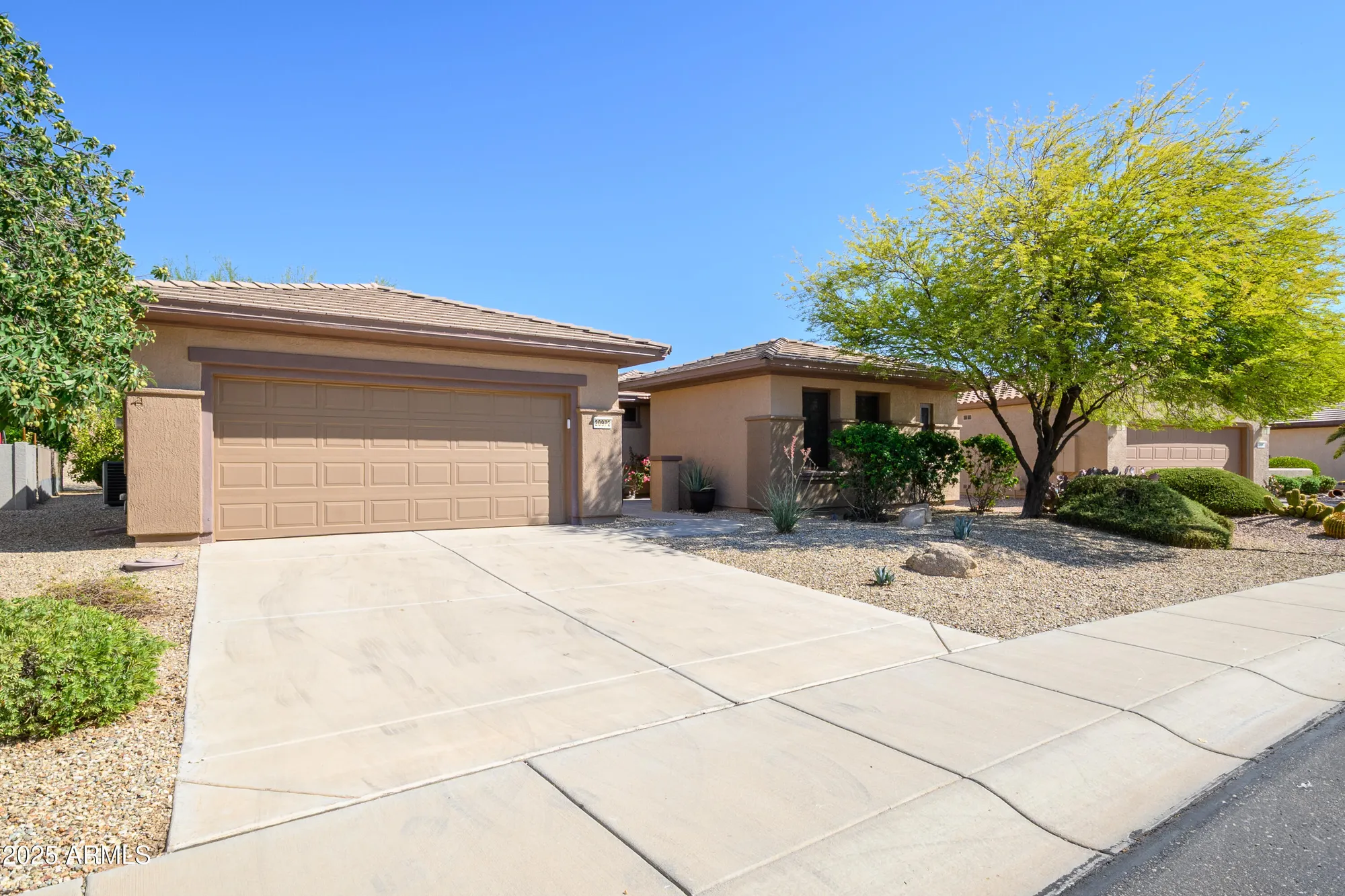 Property Slideshow image 28 of 73 | 20972 n canyon whisper dr, Surprise, AZ, 85387