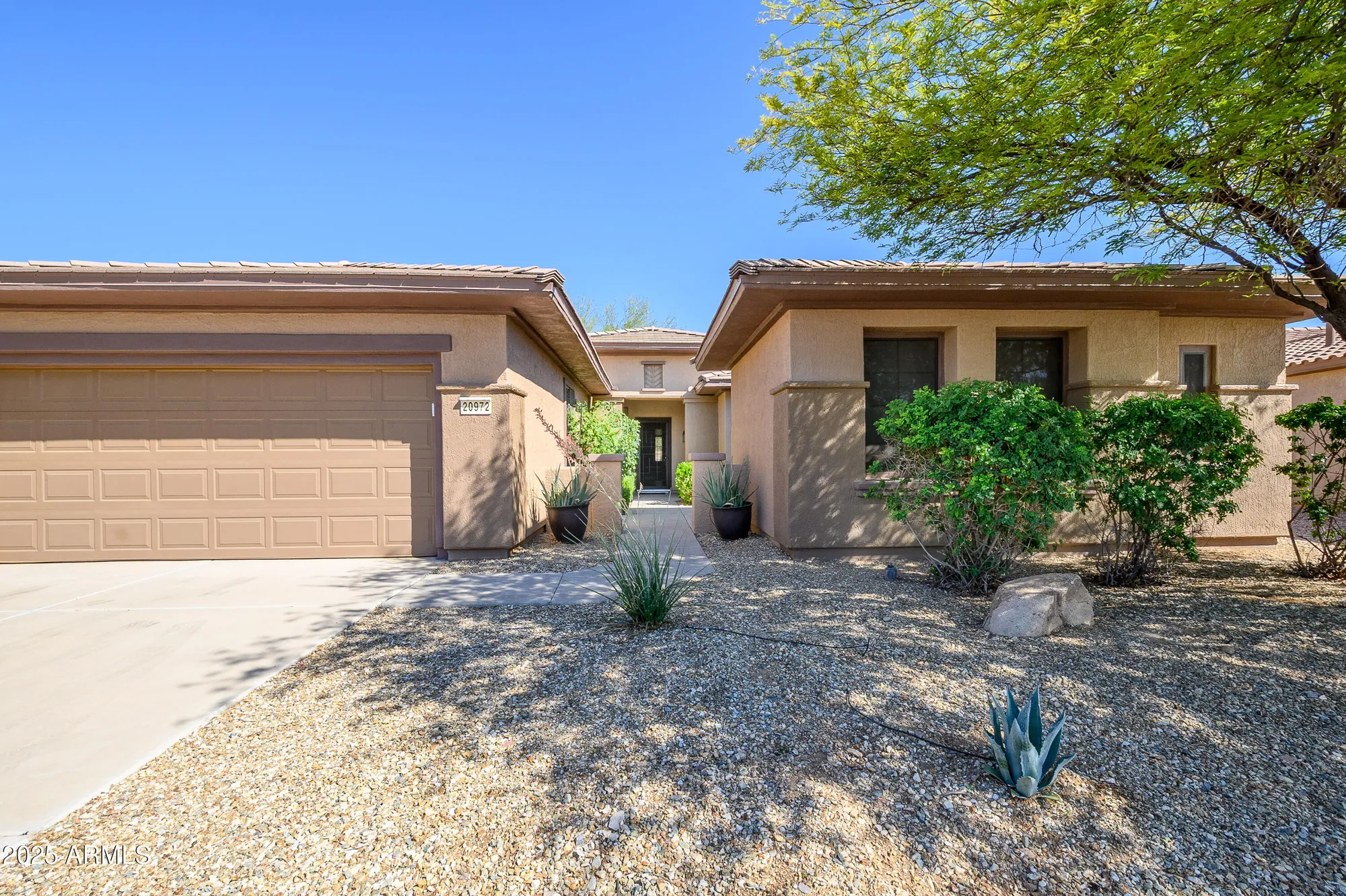Property Slideshow image 18 of 73 | 20972 n canyon whisper dr, Surprise, AZ, 85387