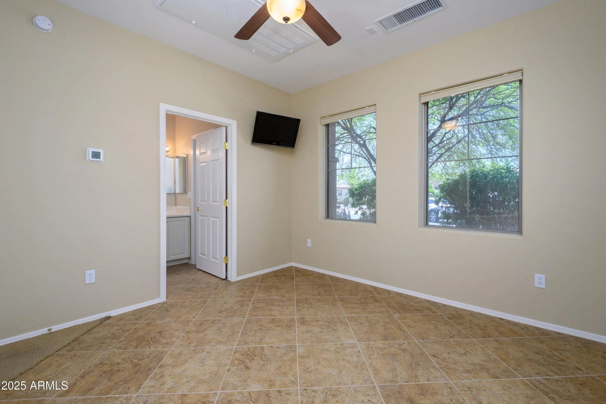 Property Slideshow image 35 of 73 | 20972 n canyon whisper dr, Surprise, AZ, 85387