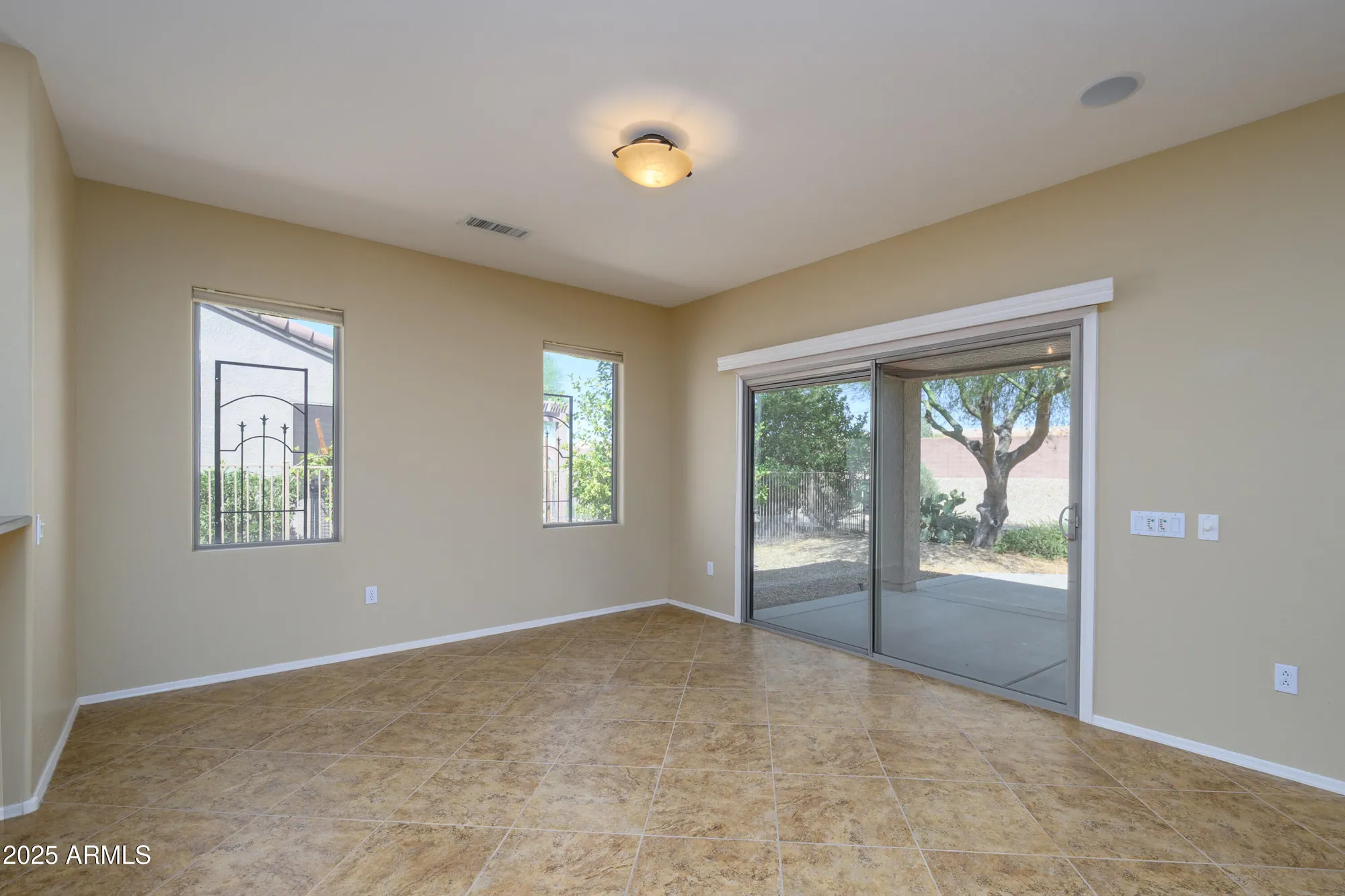 Property Slideshow image 26 of 73 | 20972 n canyon whisper dr, Surprise, AZ, 85387