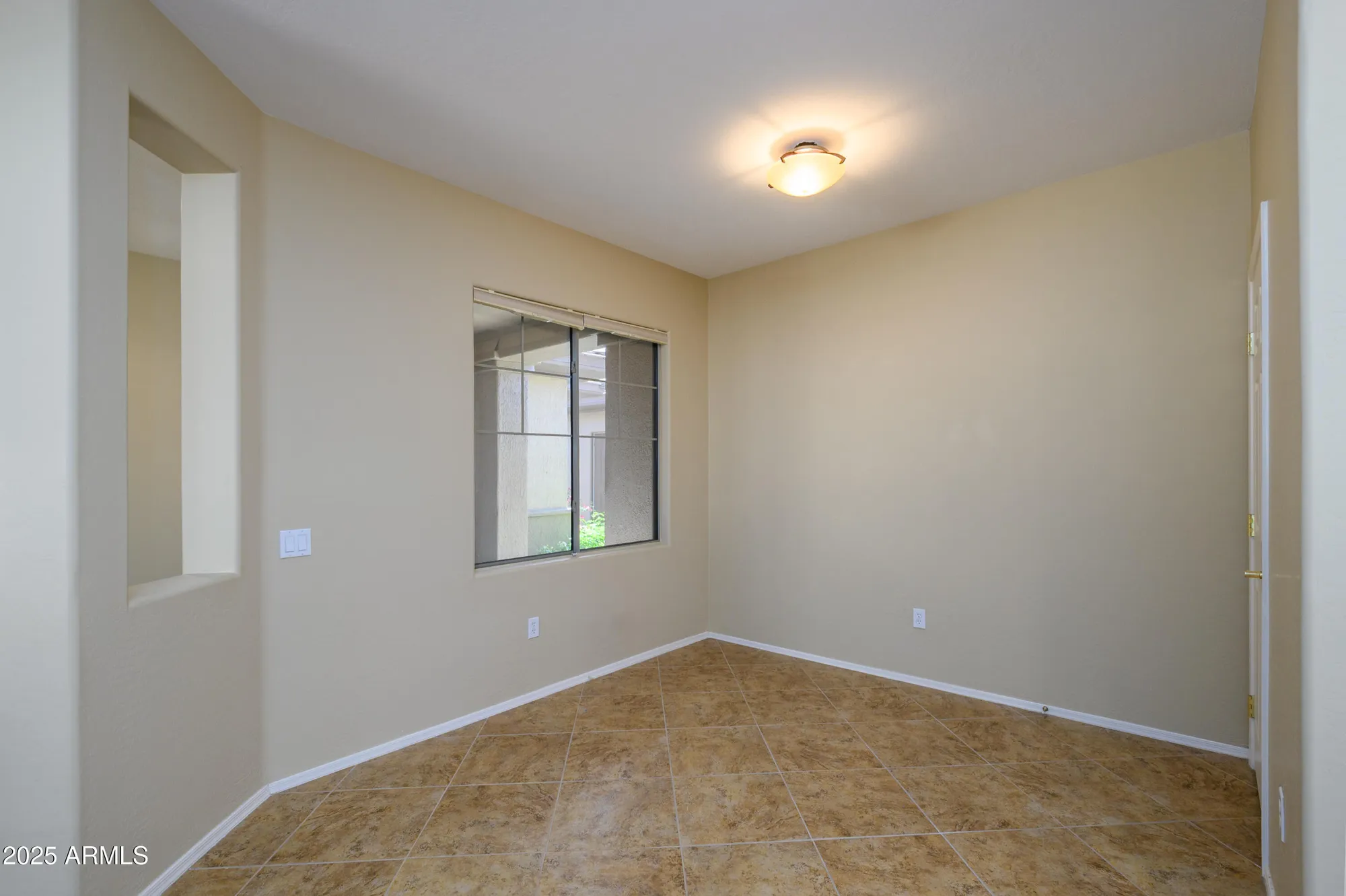 Property Slideshow image 39 of 73 | 20972 n canyon whisper dr, Surprise, AZ, 85387