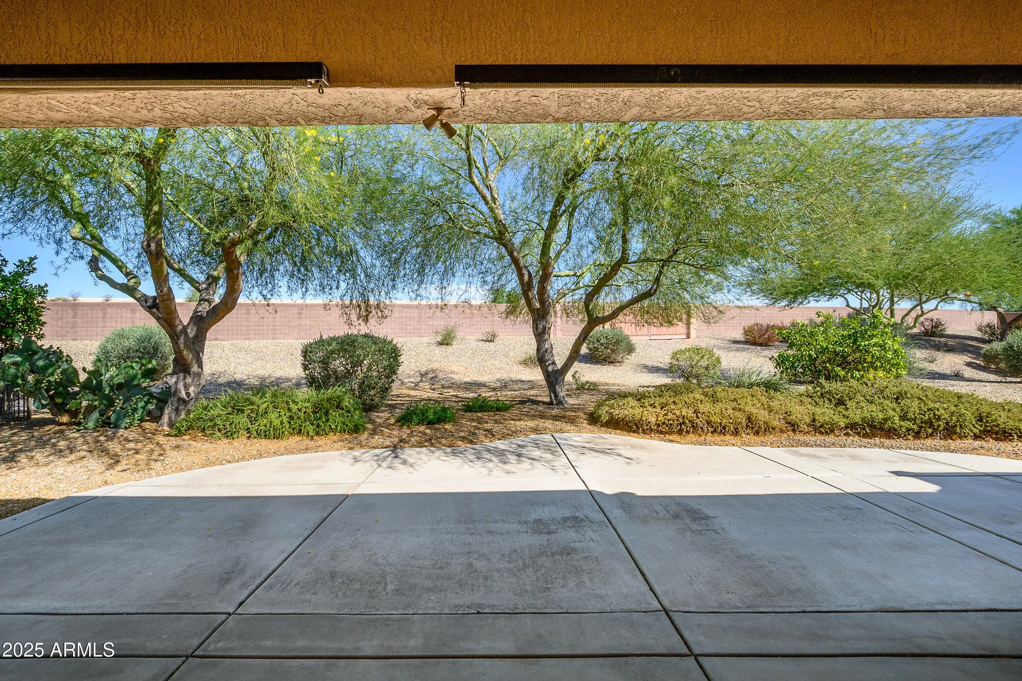 Property Slideshow image 21 of 73 | 20972 n canyon whisper dr, Surprise, AZ, 85387