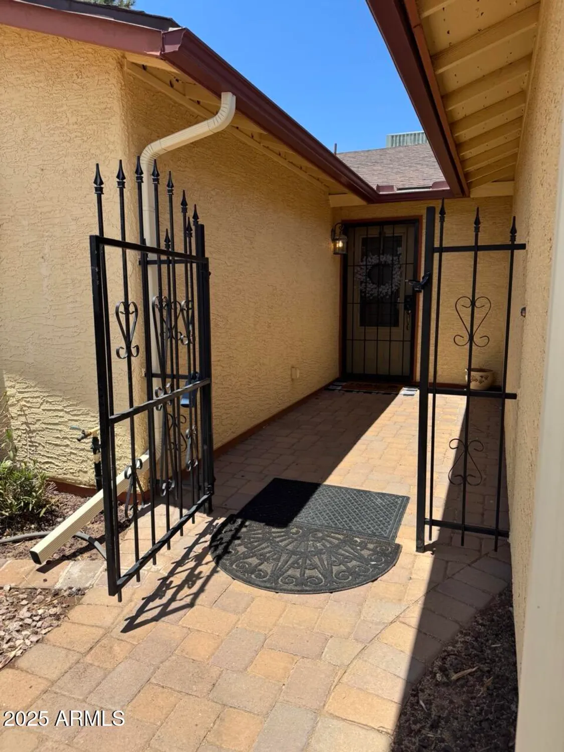 Property Slideshow image 2 of 53 | 9626 e navajo pl, Sun Lakes, AZ, 85248