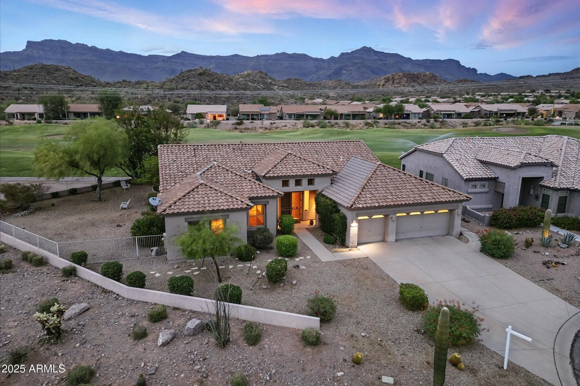 Property Slideshow image 12 of 58 | 6986 e desert spoon ln, Gold Canyon, AZ, 85118