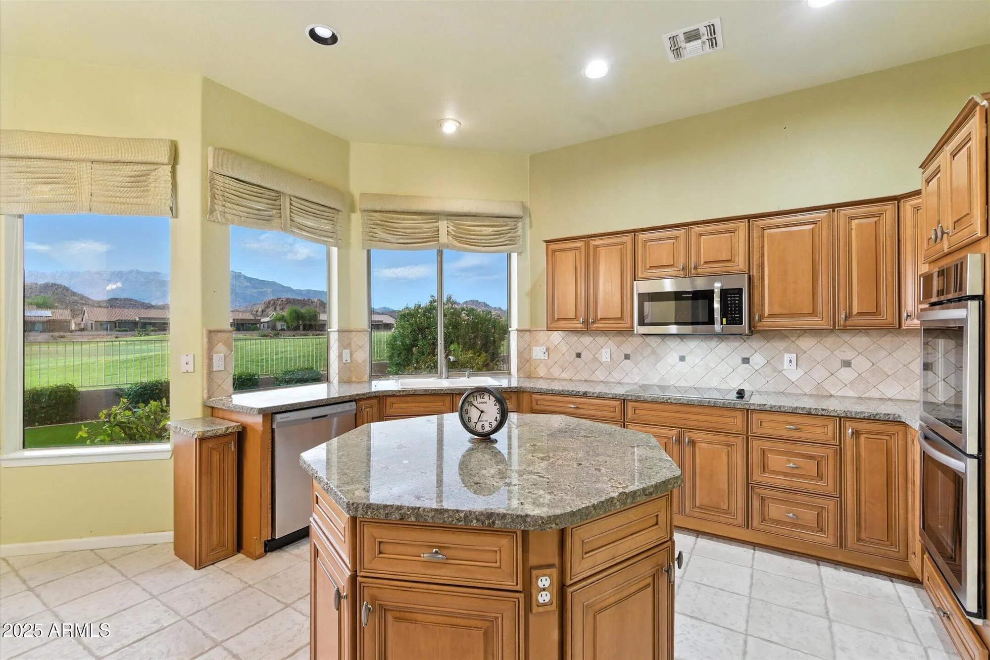 Property Slideshow image 18 of 58 | 6986 e desert spoon ln, Gold Canyon, AZ, 85118