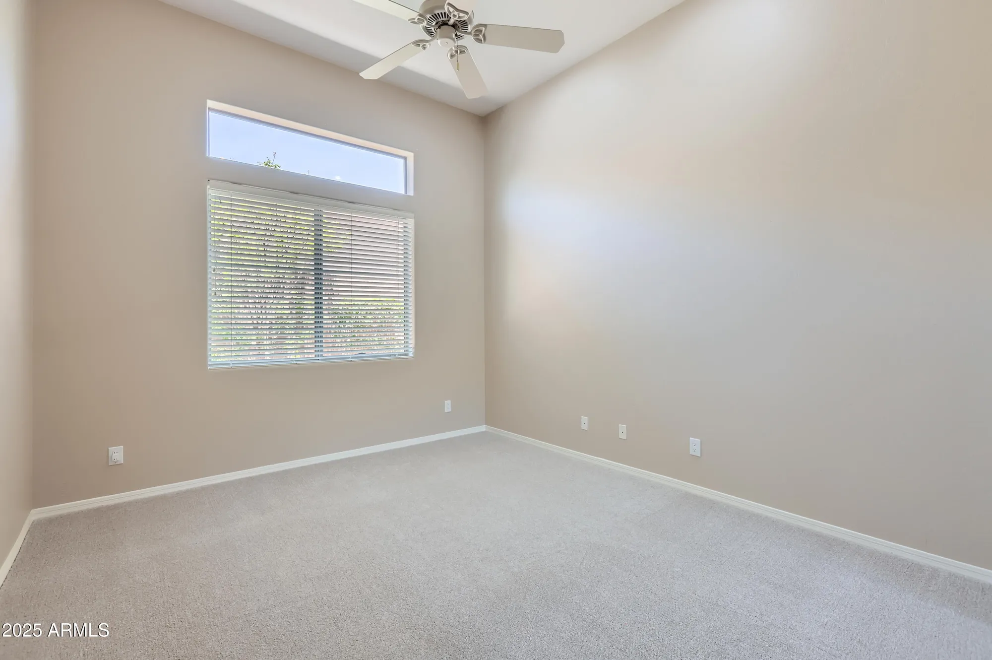 Property Slideshow image 14 of 24 | 41717 n moss springs ct, Anthem, AZ, 85086
