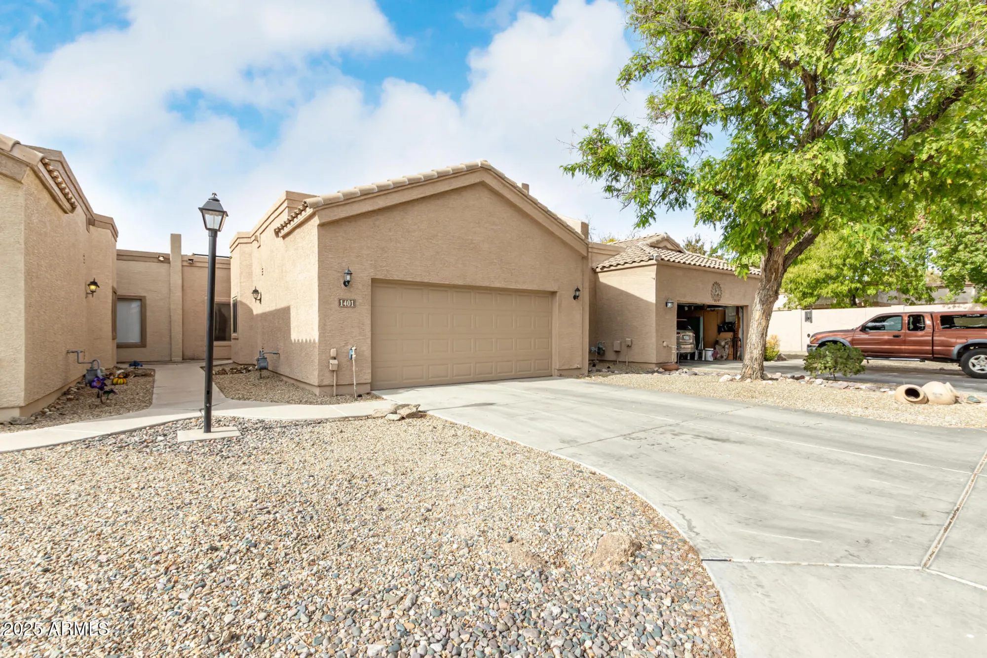Property Slideshow image 6 of 31 | 18650 n 91st ave unit 1401, Peoria, AZ, 85382