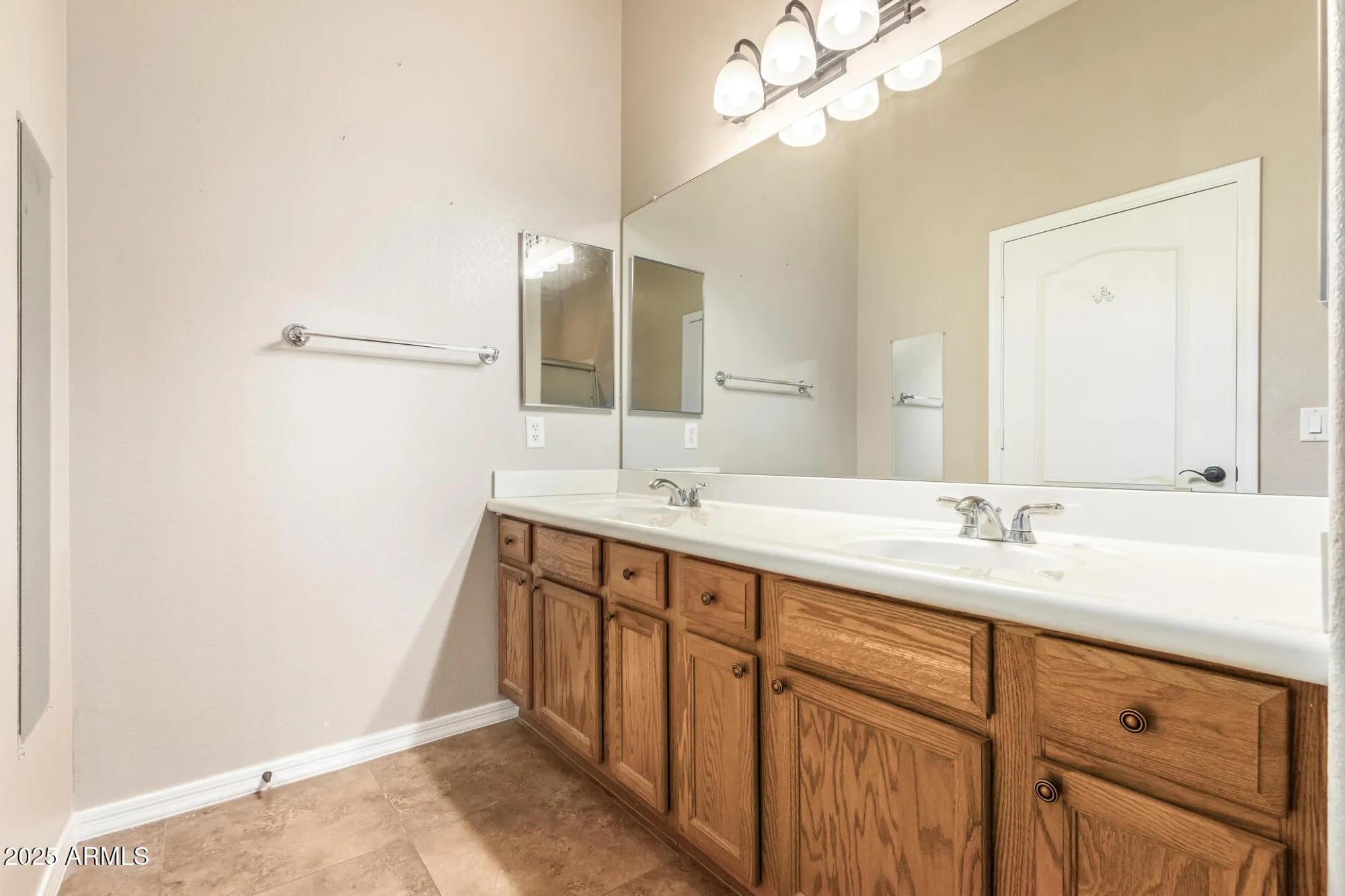 Property Slideshow image 22 of 31 | 18650 n 91st ave unit 1401, Peoria, AZ, 85382