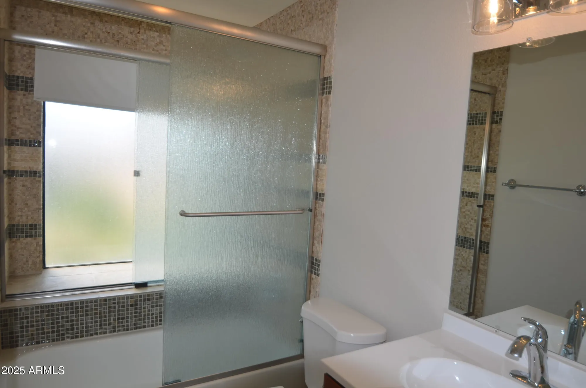 Property Slideshow image 22 of 29 | 19400 n westbrook pkwy 121, Peoria, AZ, 85382