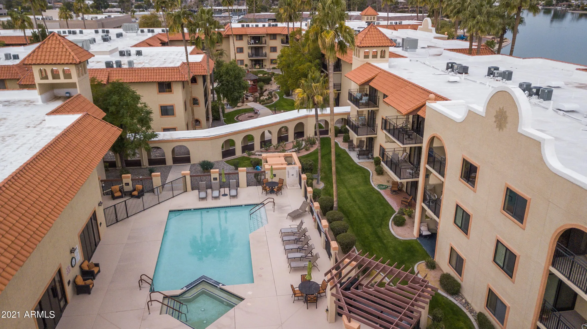 Property Slideshow image 22 of 34 | 10330 w thunderbird blvd a333, Sun City, AZ, 85351