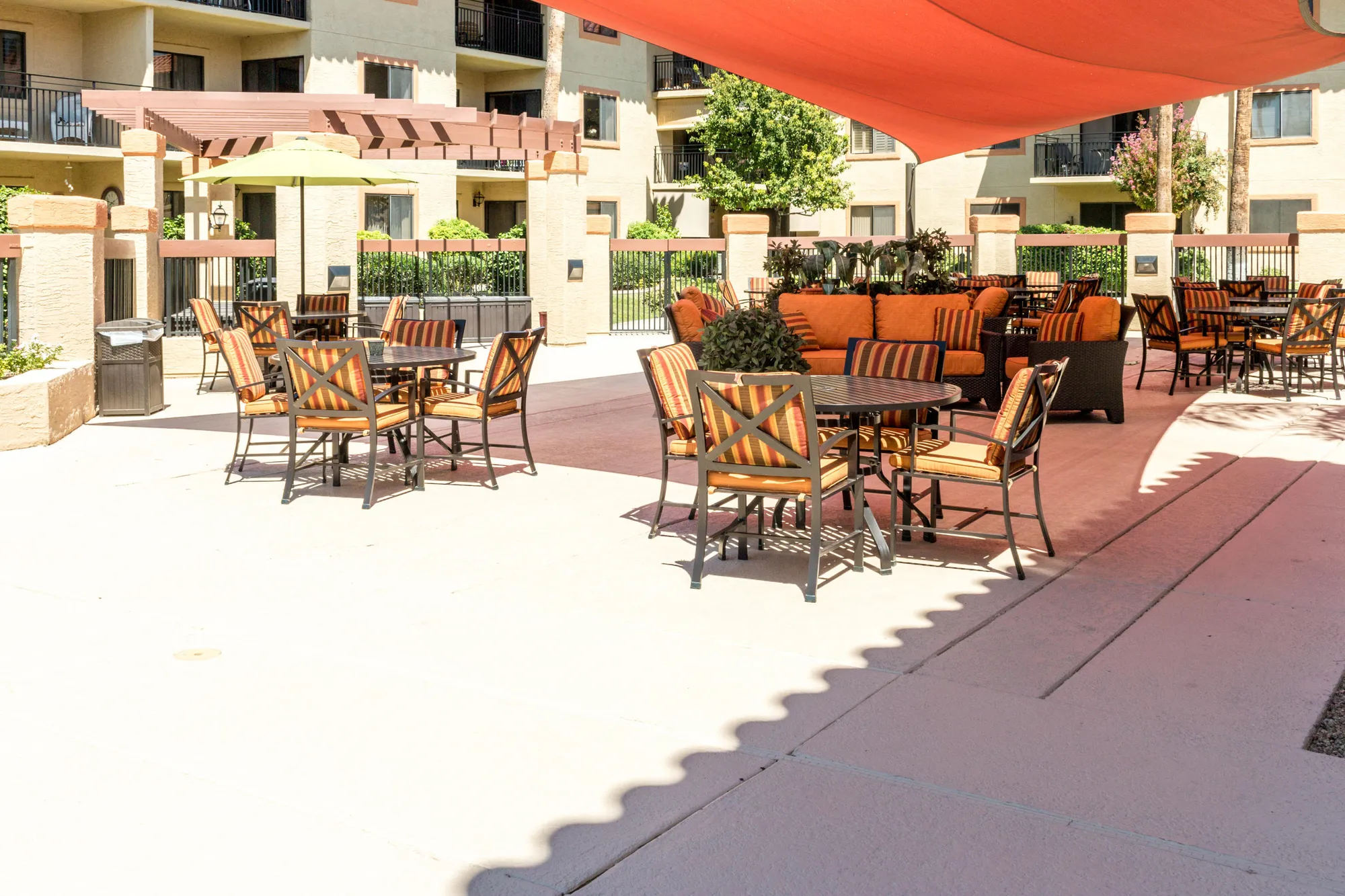 Property Slideshow image 23 of 34 | 10330 w thunderbird blvd a333, Sun City, AZ, 85351