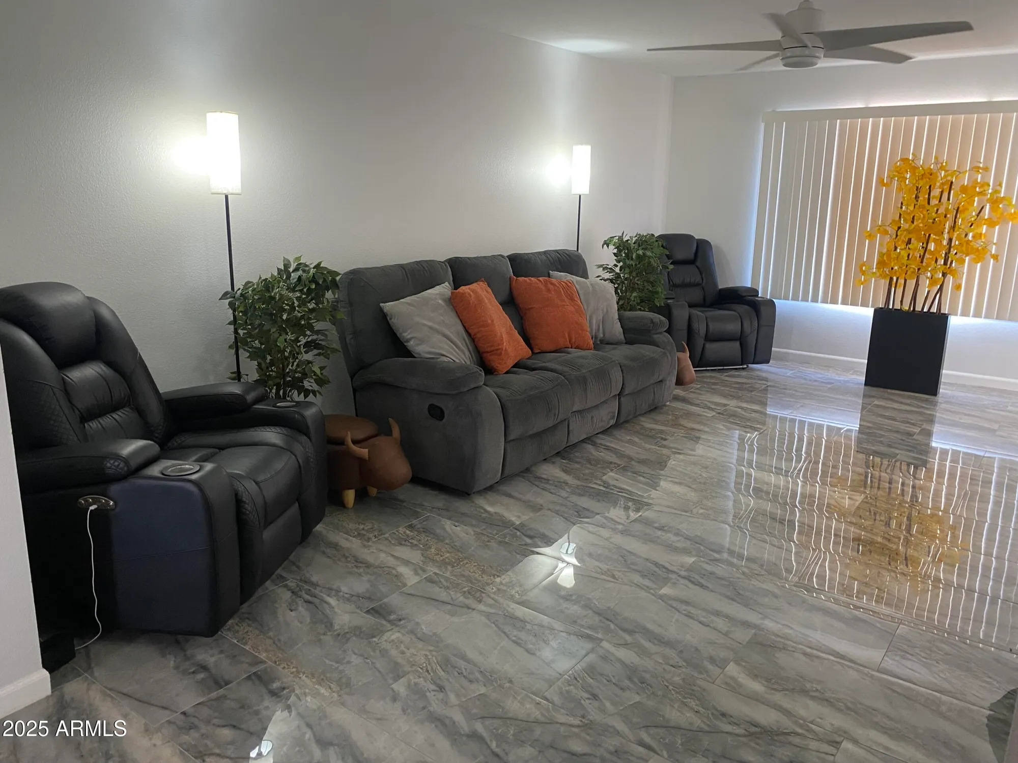 Property Slideshow image 5 of 14 | 12219 n sun valley dr, Sun City, AZ, 85351