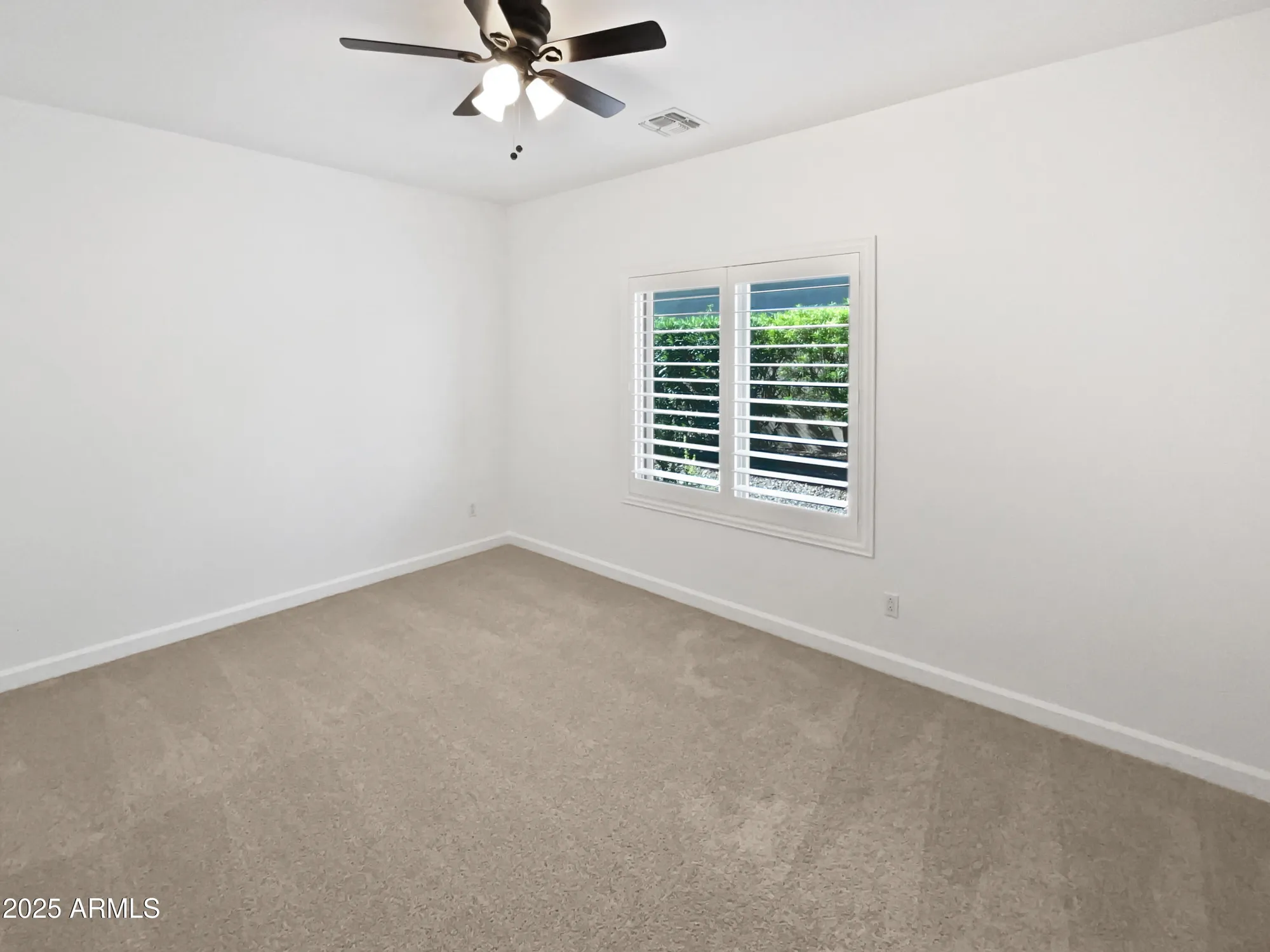 Property Slideshow image 7 of 40 | 2088 n 164th ave, Goodyear, AZ, 85395